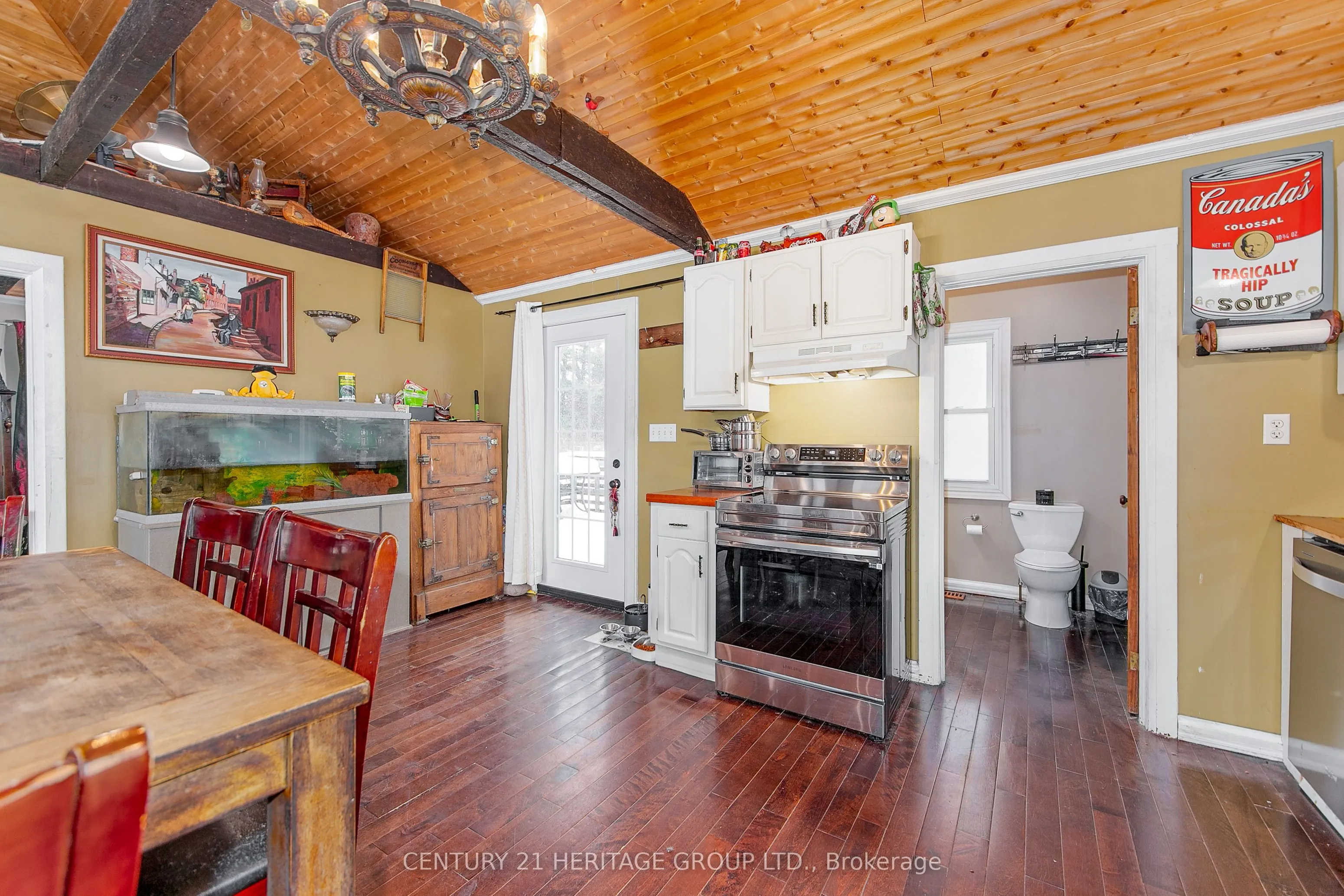 1417 Maple Way