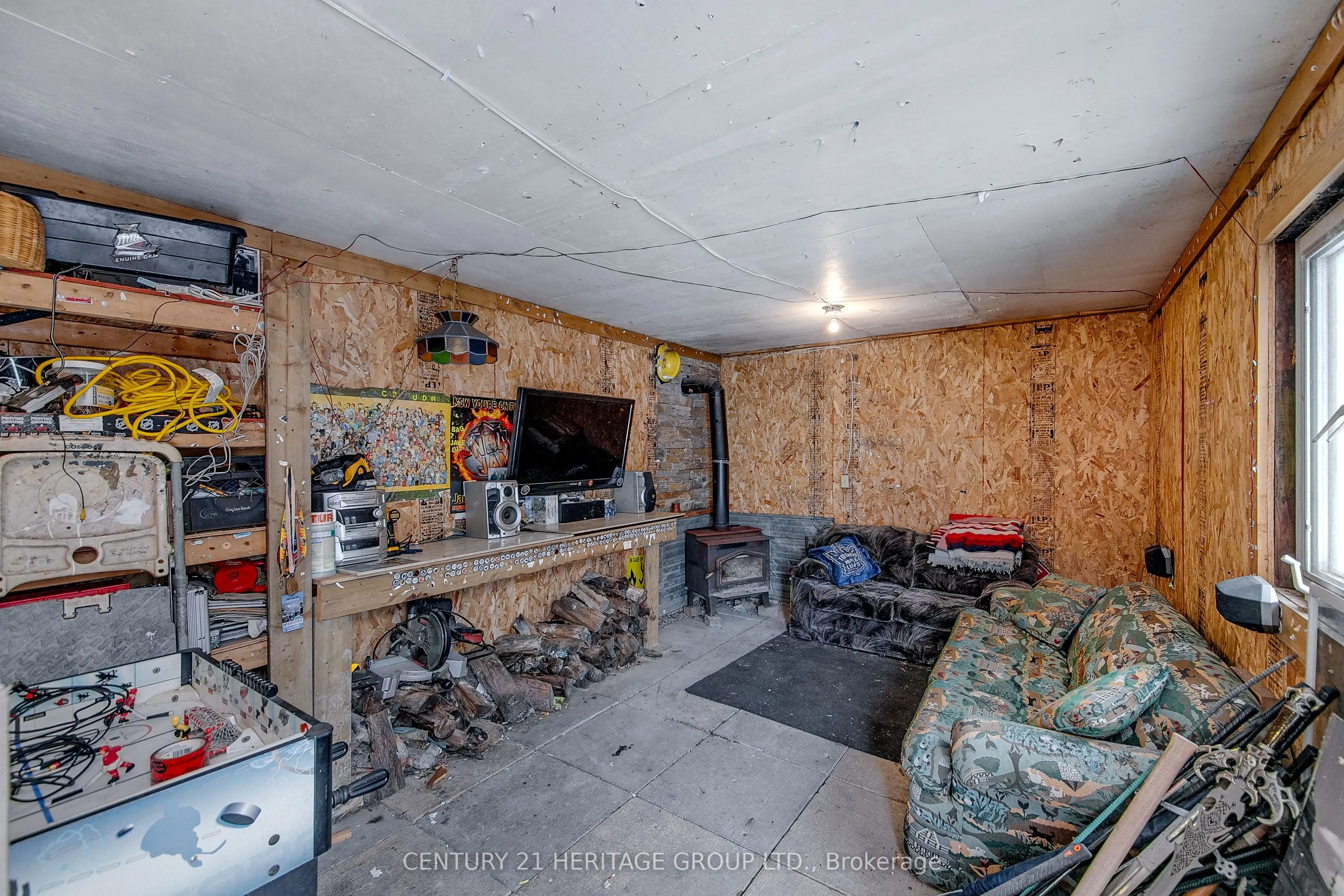 1417 Maple Way