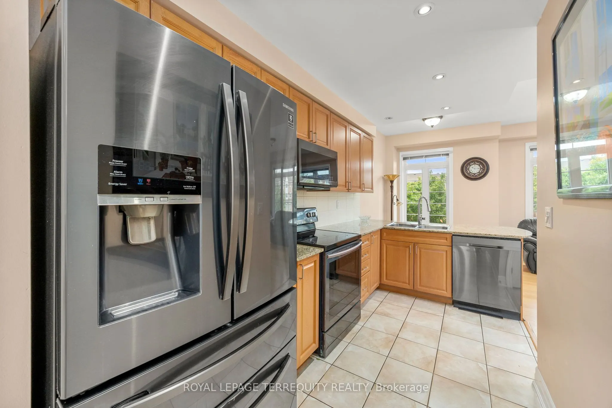 871 New Westminster Drive, #25