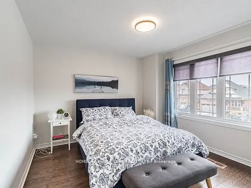 47 HAWKE Crescent
