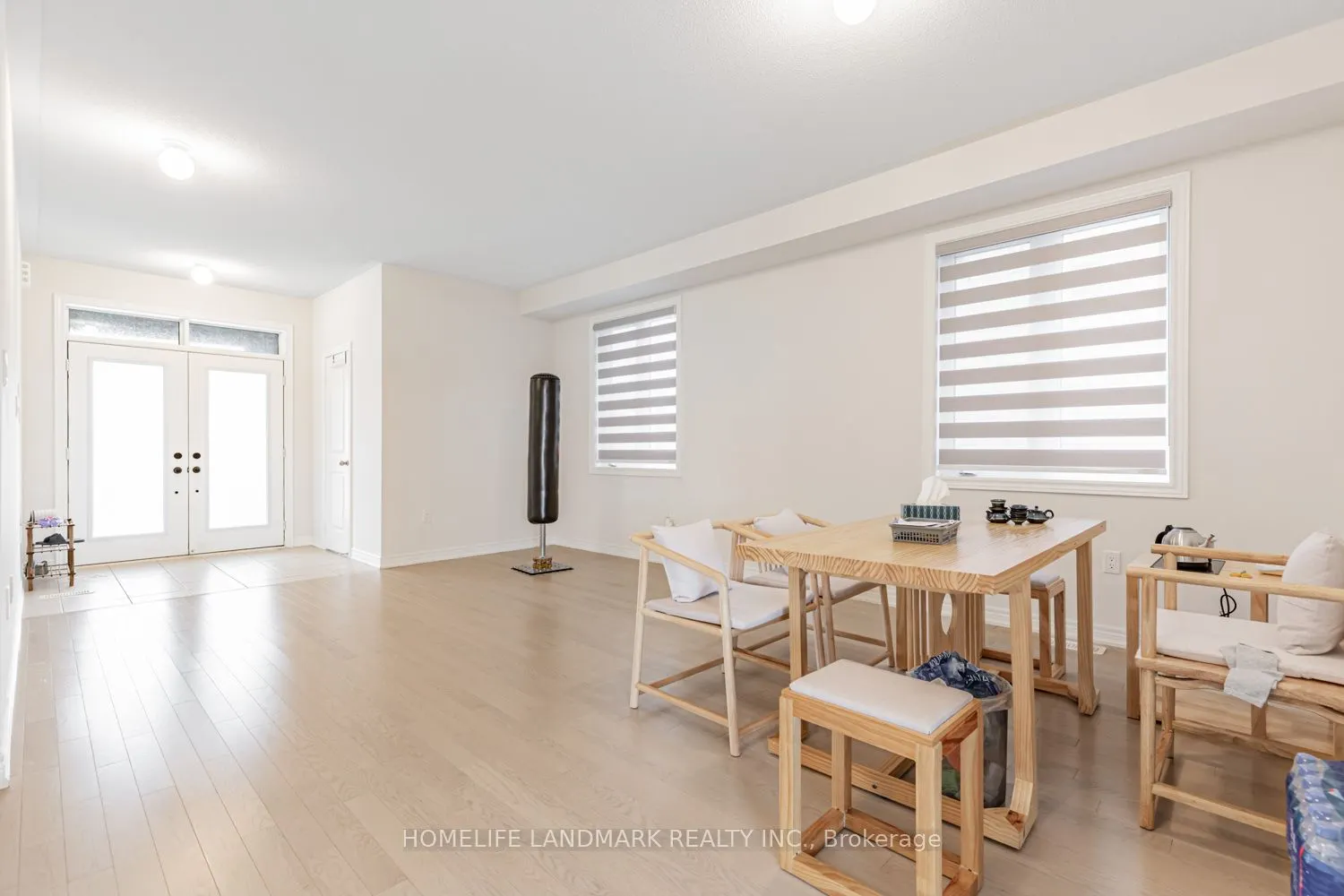 228 Boundary Boulevard, #Upper