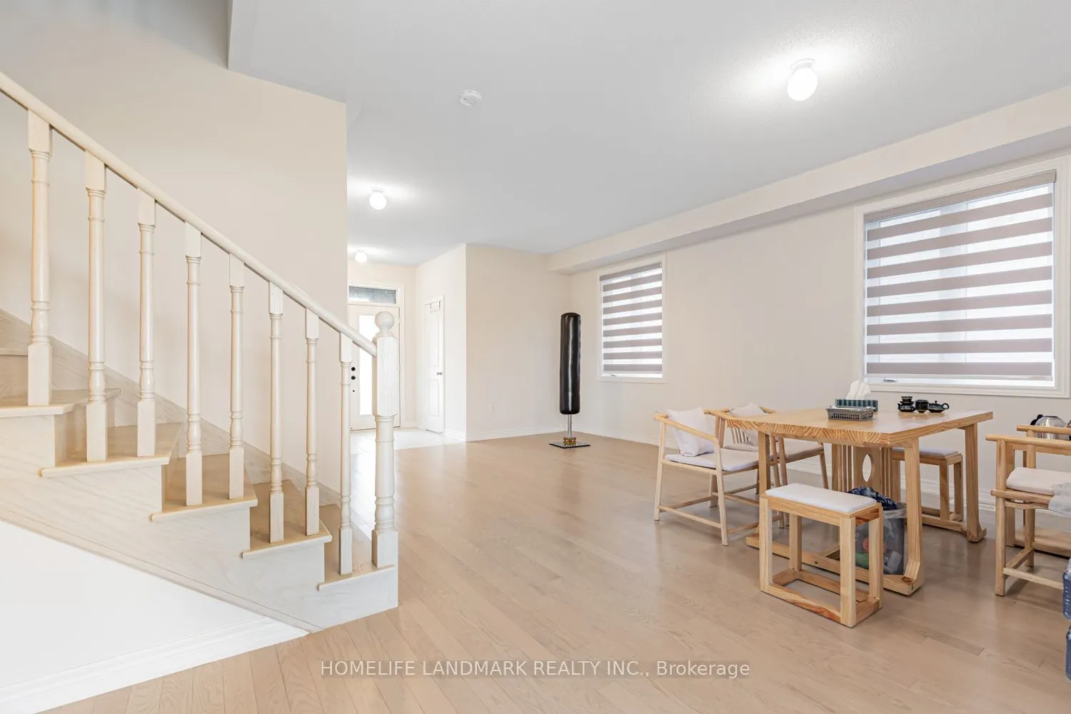 228 Boundary Boulevard, #Upper