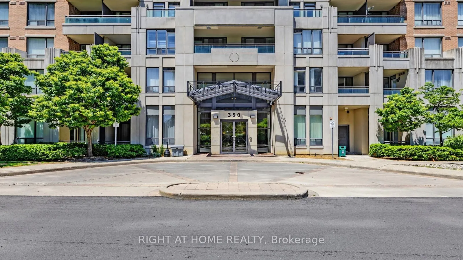350 Red Maple Road, #817