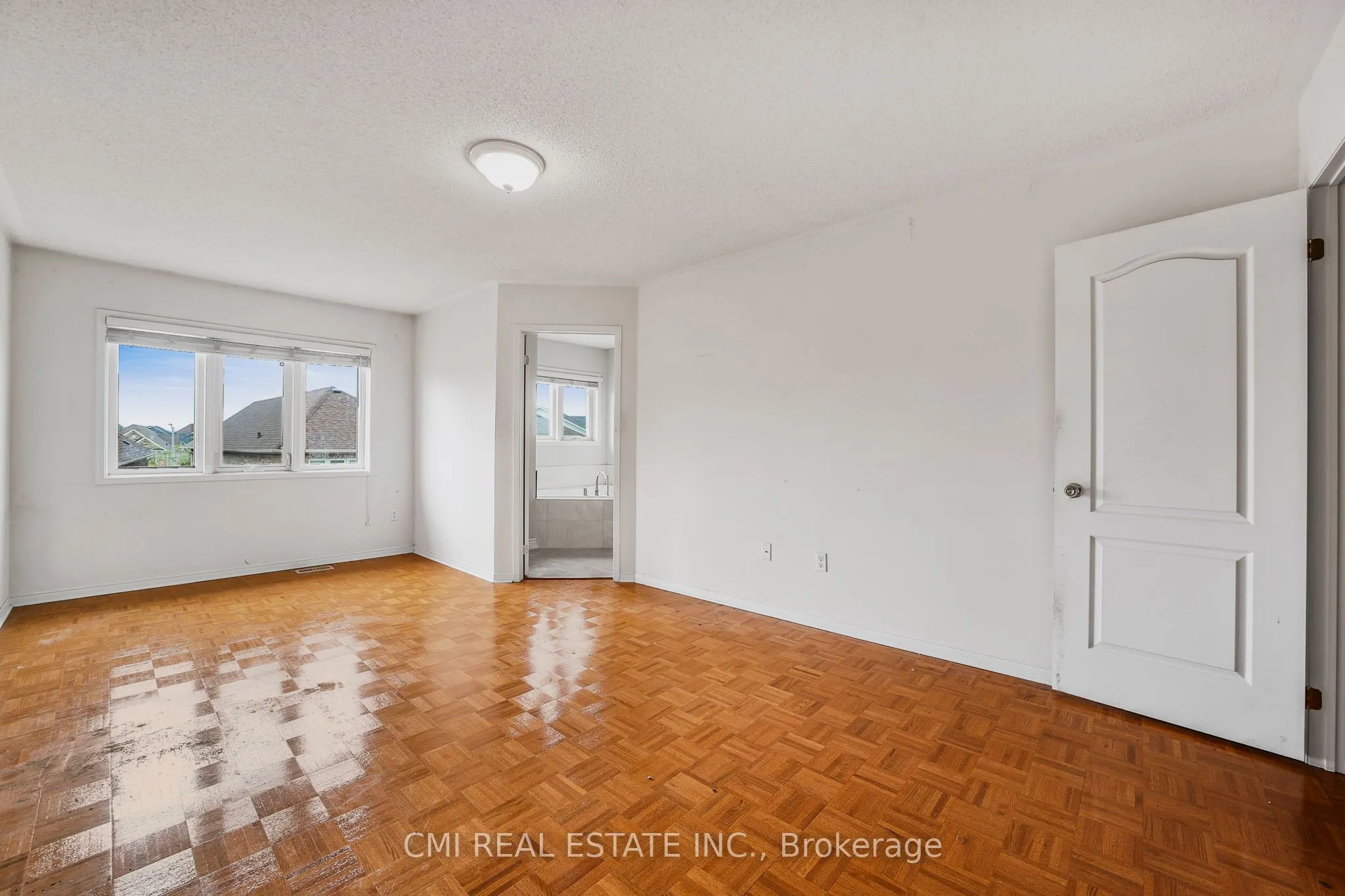 107 Venice Gate Drive