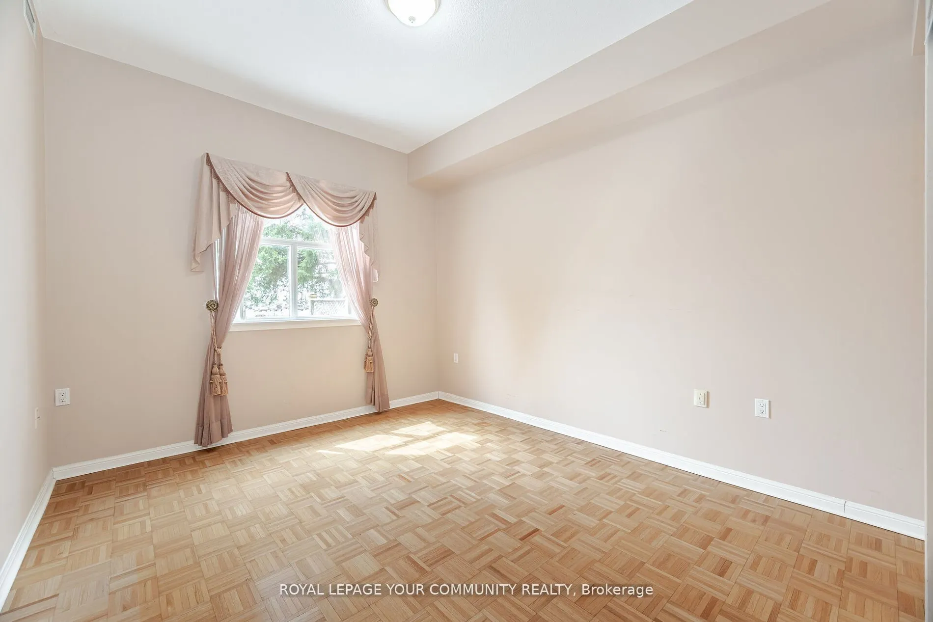 2502 Rutherford Road, #112