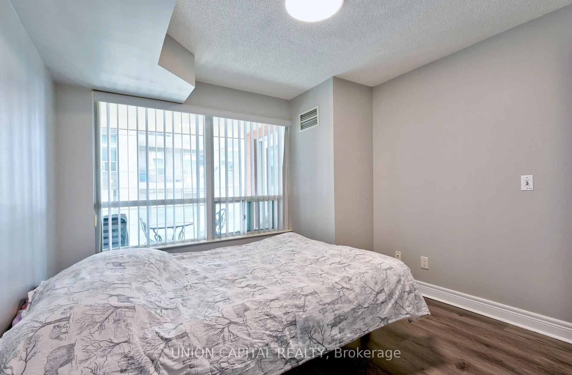 62 Suncrest Boulevard, #717