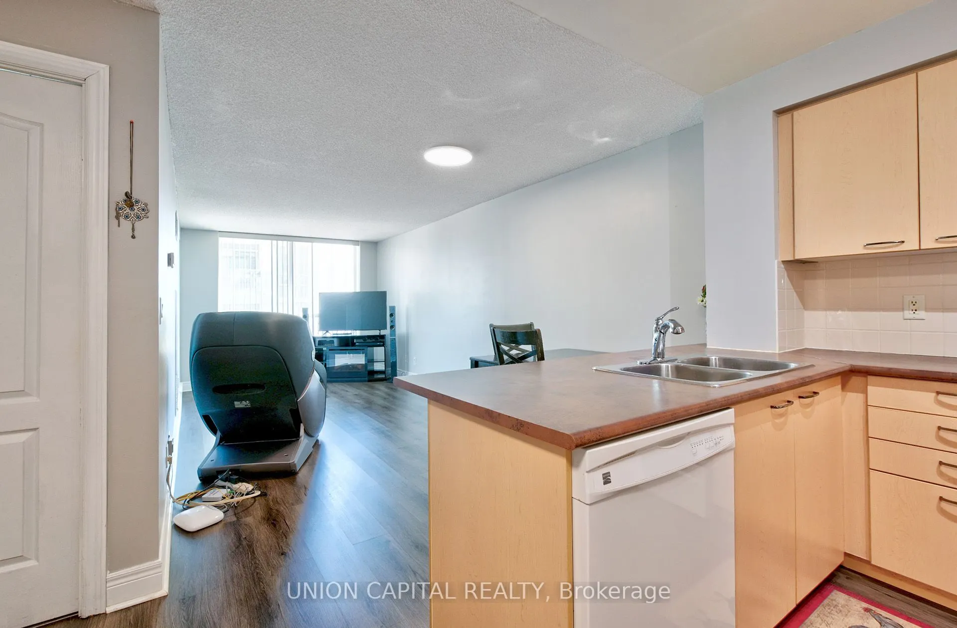62 Suncrest Boulevard, #717