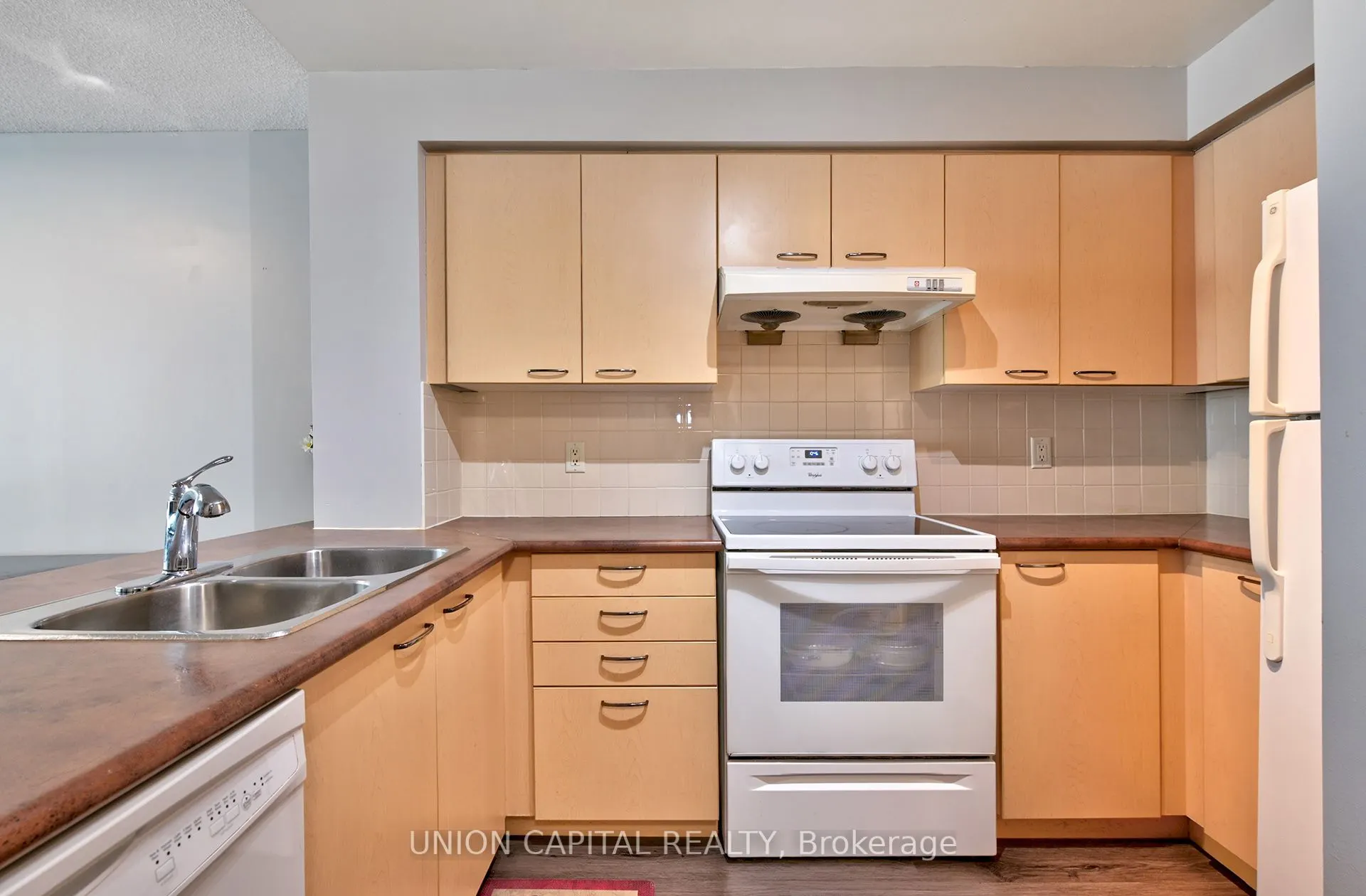 62 Suncrest Boulevard, #717