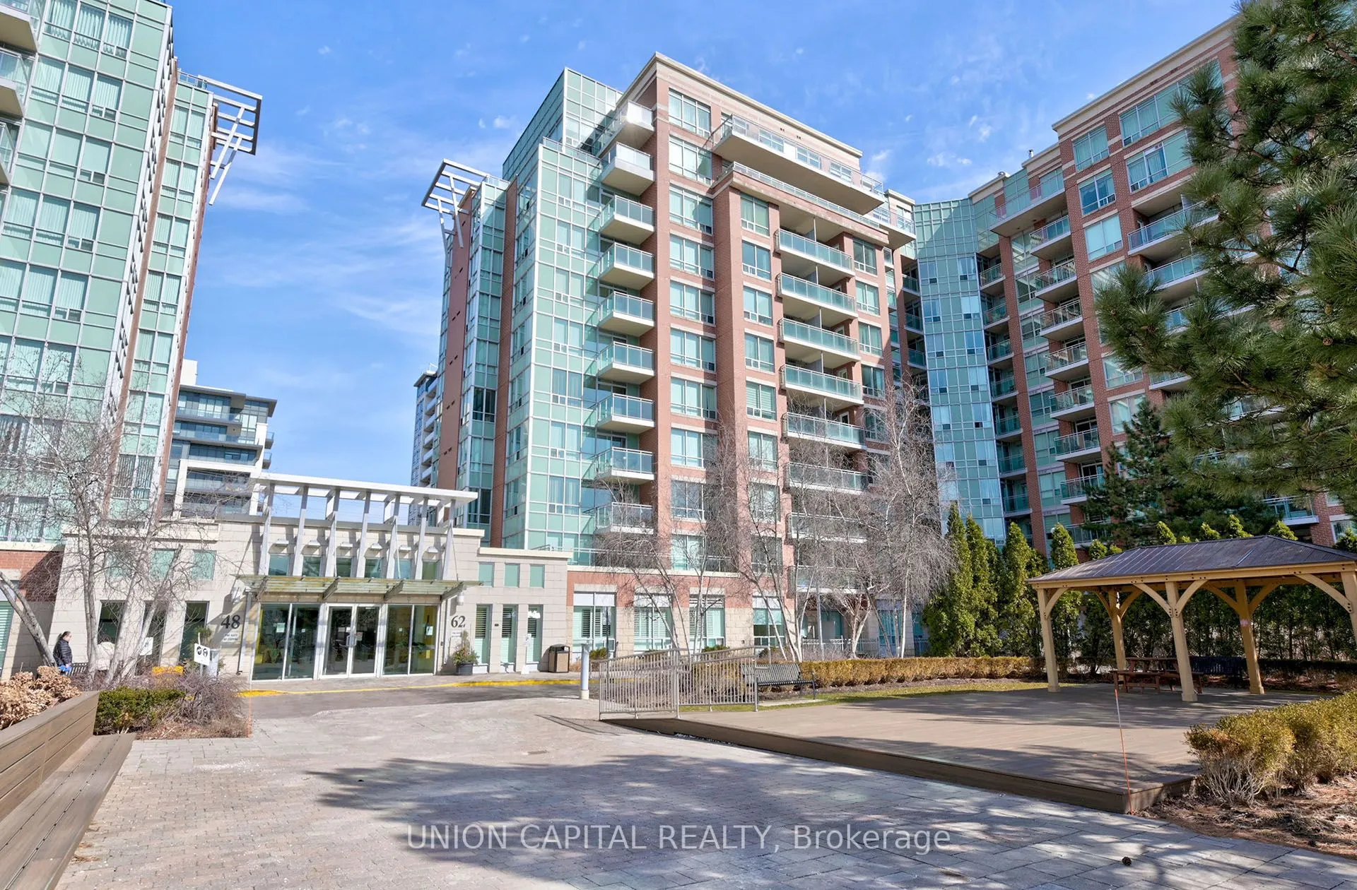 62 Suncrest Boulevard, #717