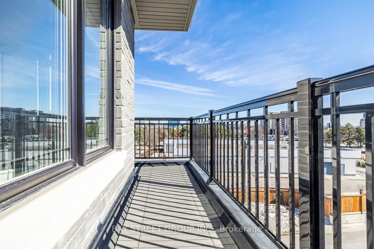 386 Highway 7 E, #TH 8