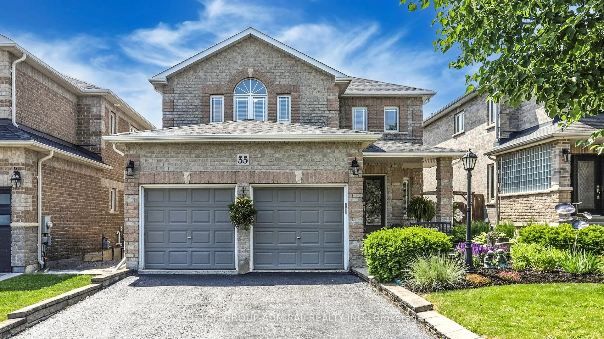 35 Wyman Crescent