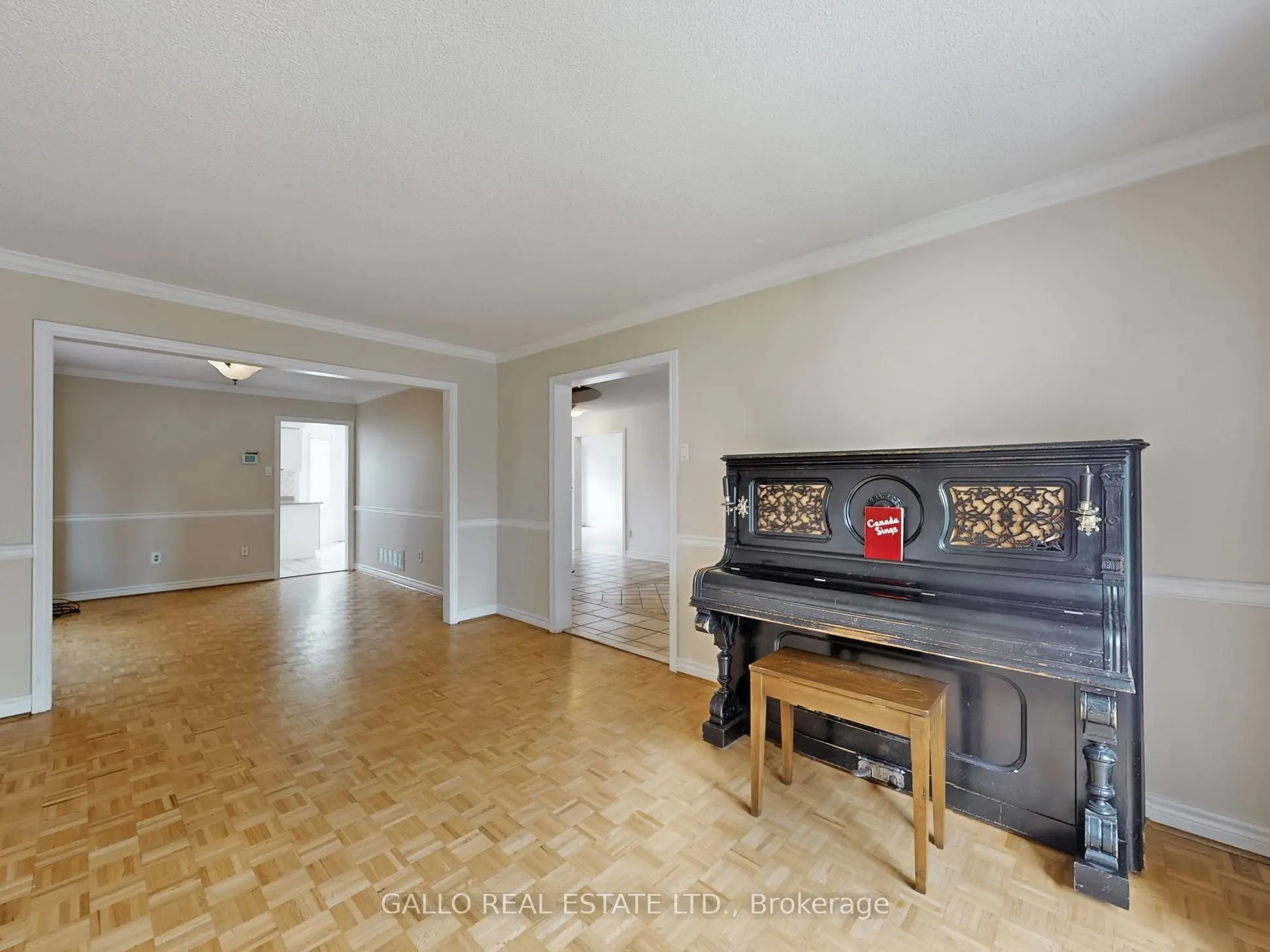 654 Rupert Avenue