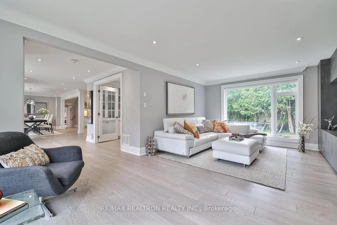 3 Rosea Court