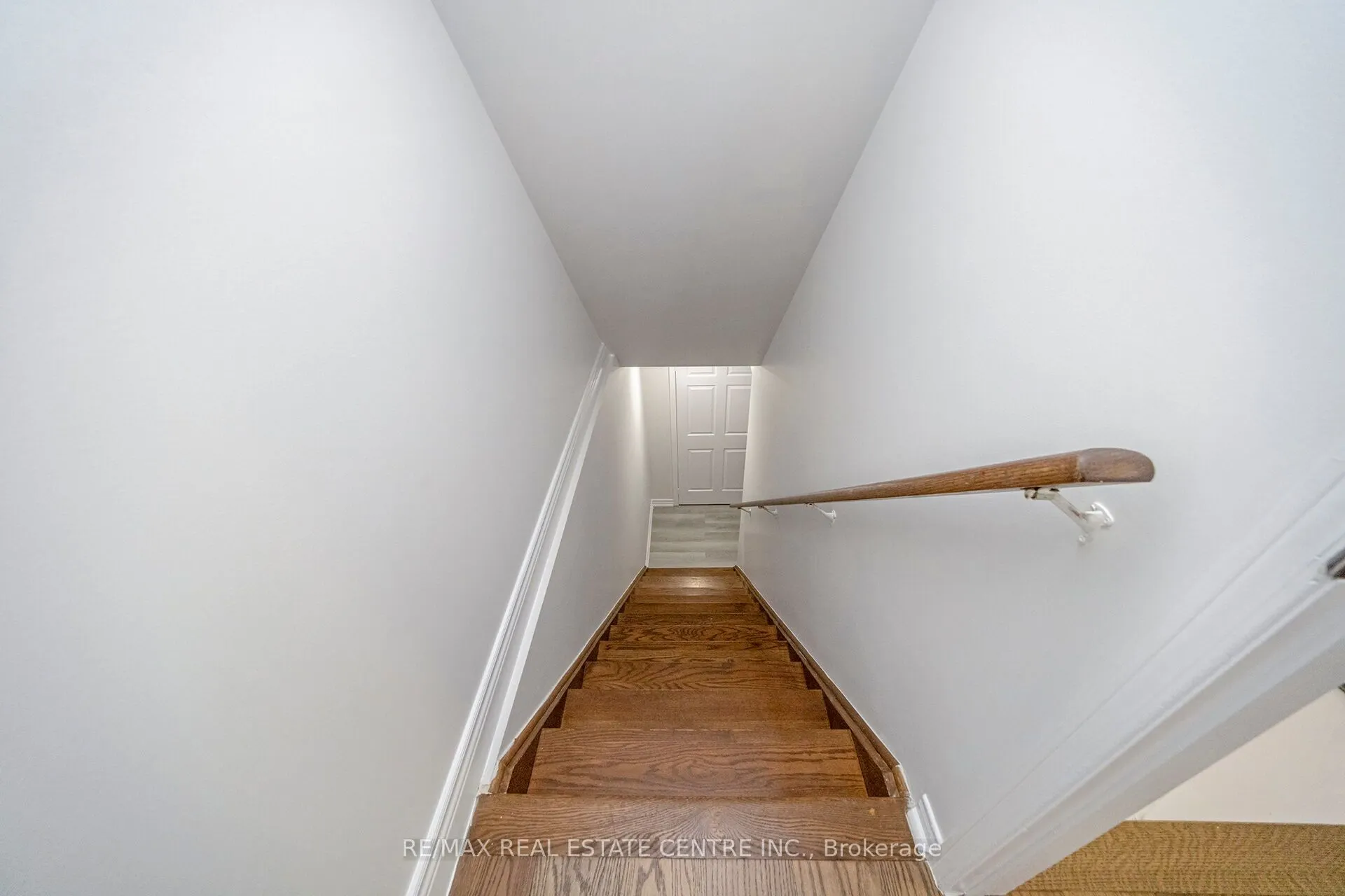28 Acorn Lane