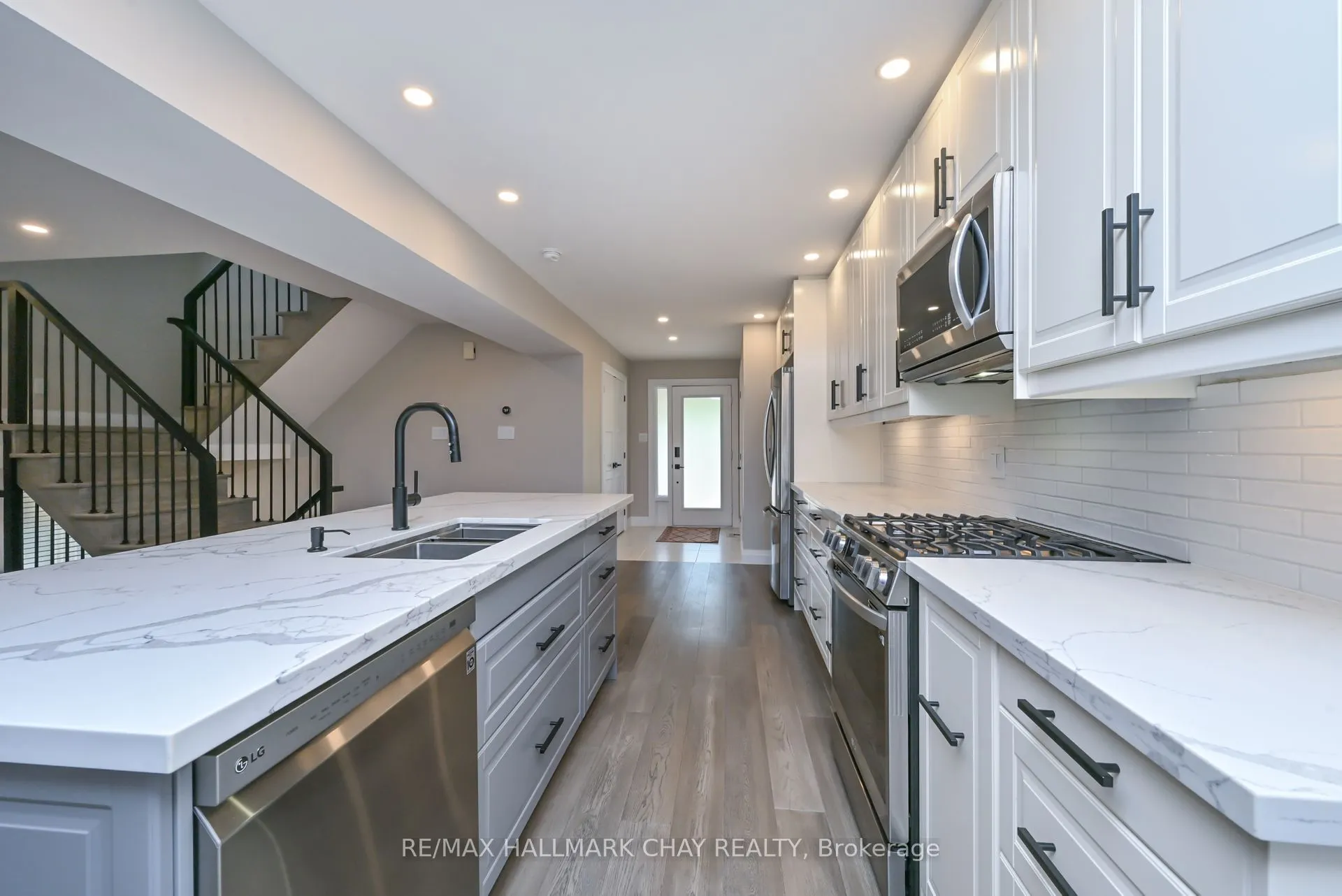 176 Green Briar Road, #2