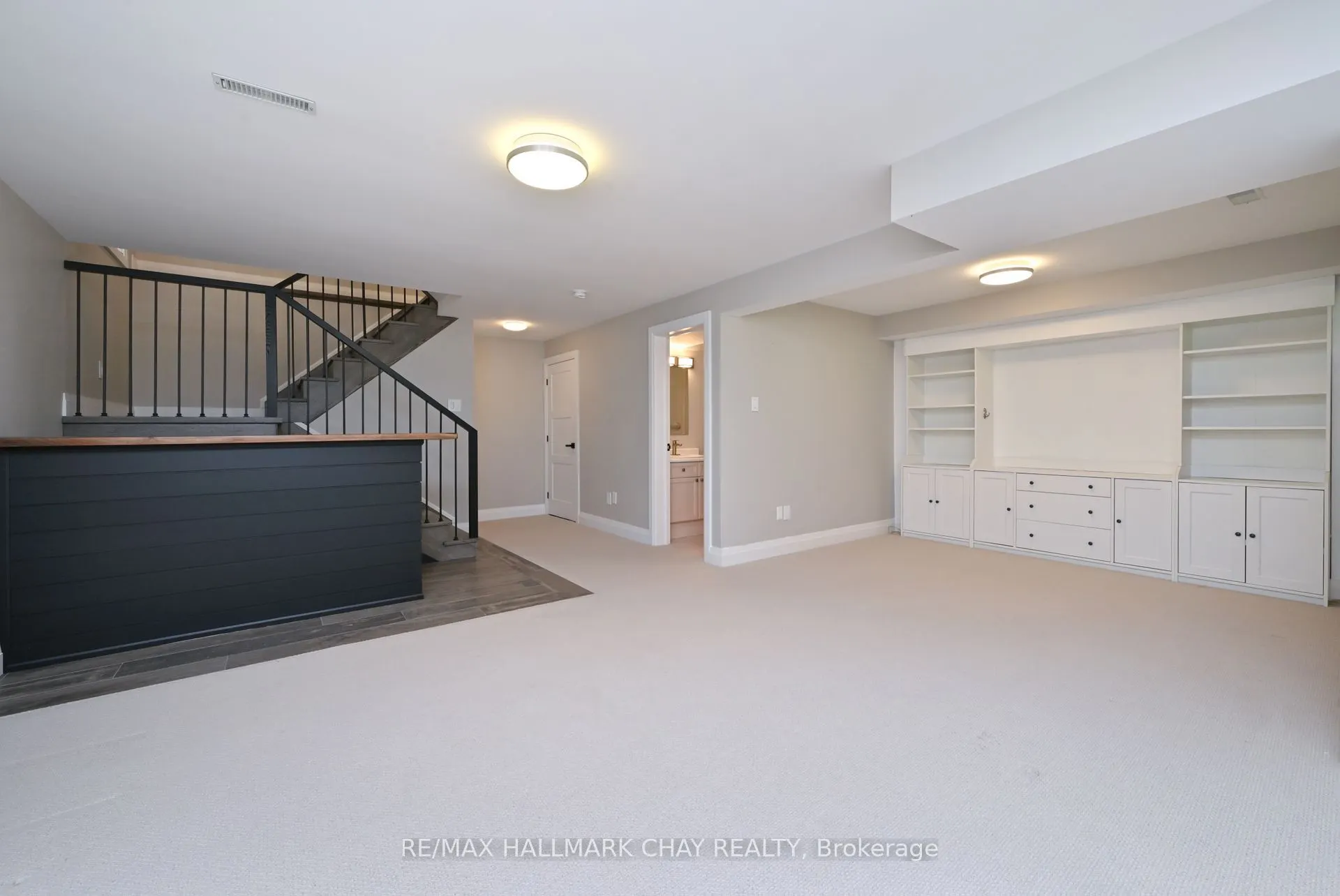 176 Green Briar Road, #2
