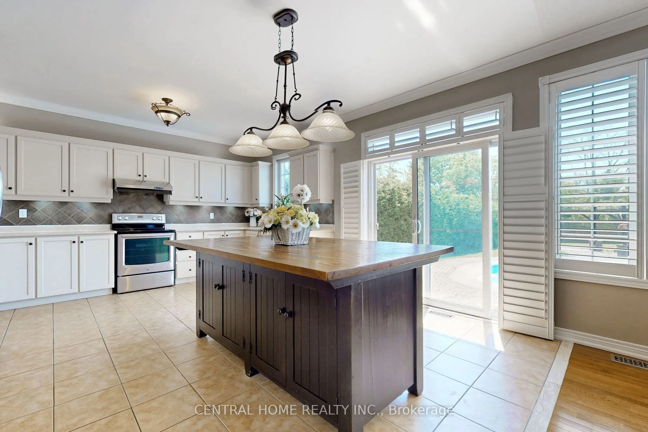 49 Ferncroft Drive