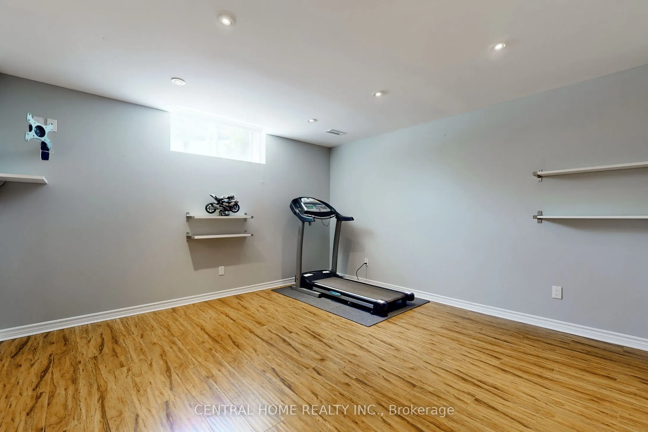 49 Ferncroft Drive