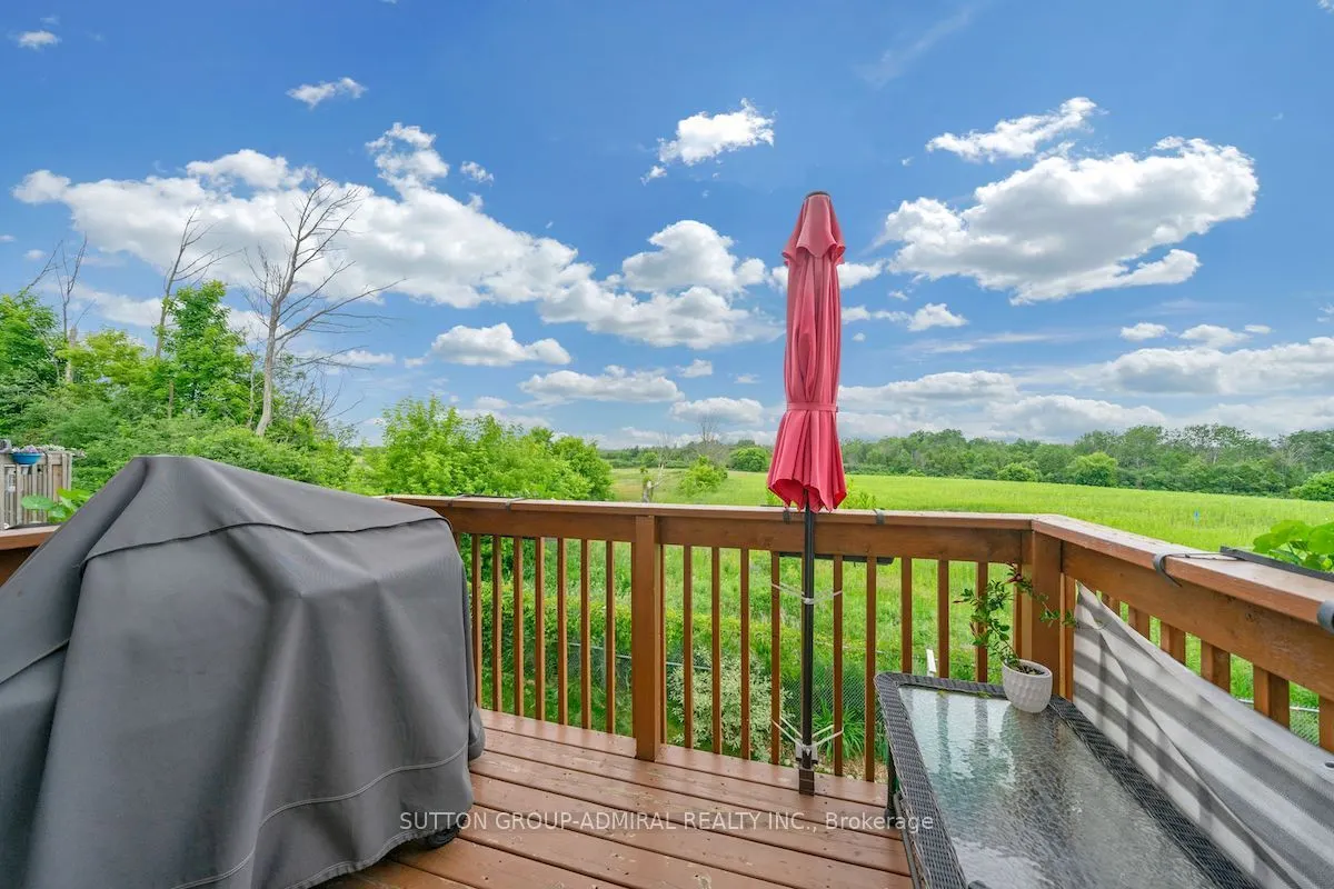 1152 Peelar Crescent
