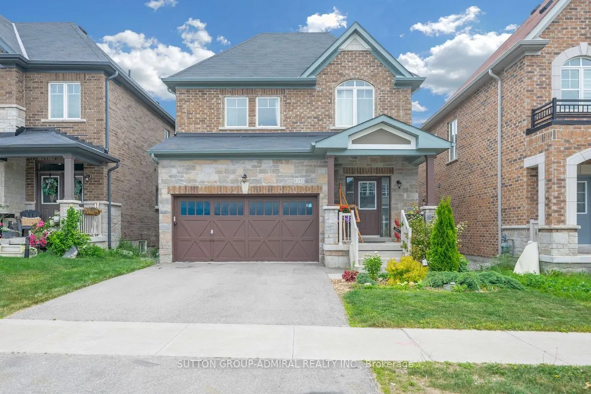 1152 Peelar Crescent