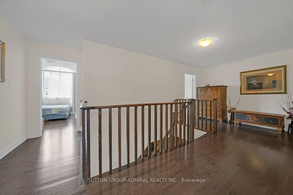 1152 Peelar Crescent