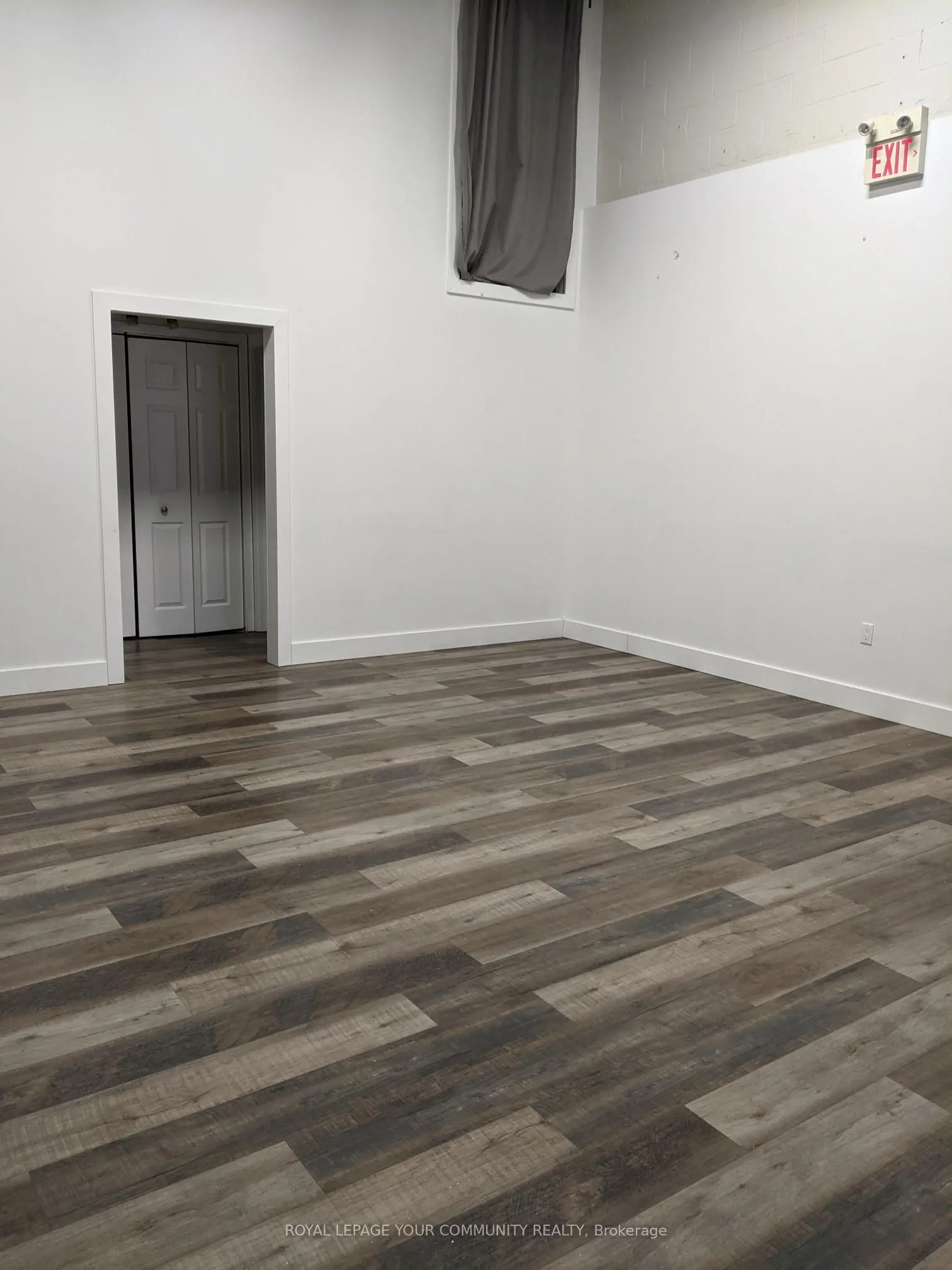 100 Ringwood Drive, #6