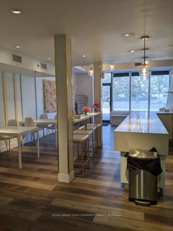 100 Ringwood Drive, #6