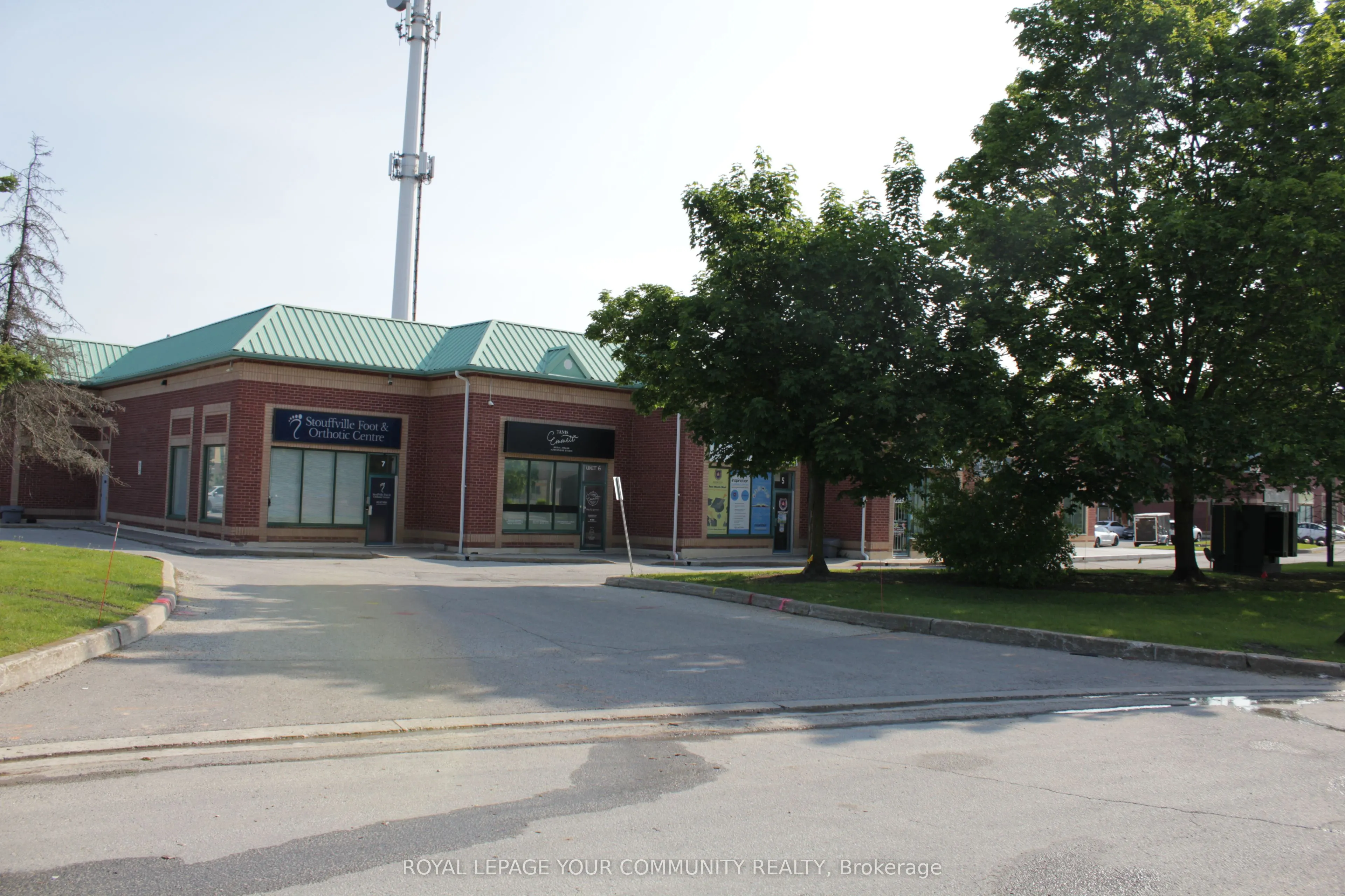 100 Ringwood Drive, #6
