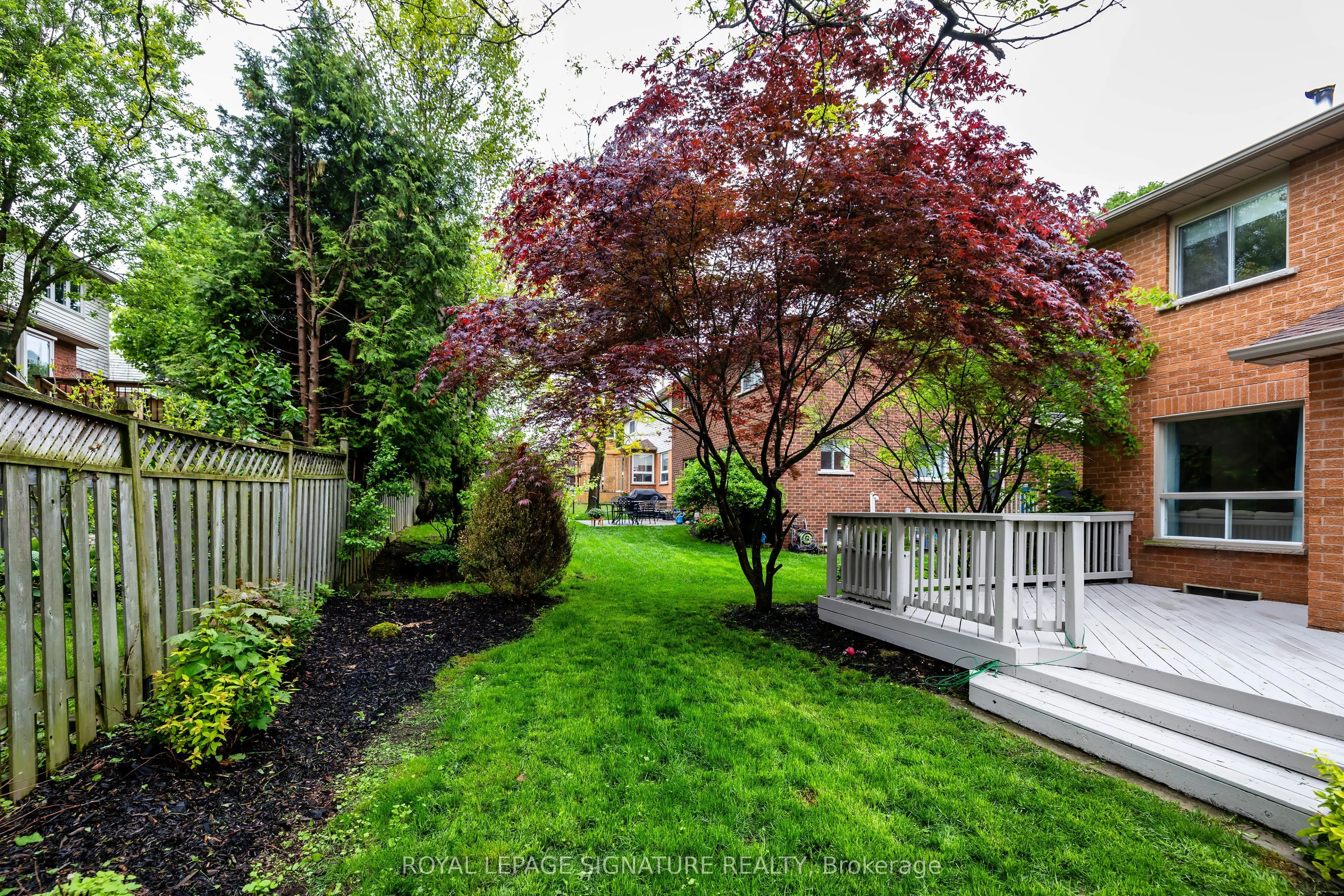 27 Twelve Oaks Drive