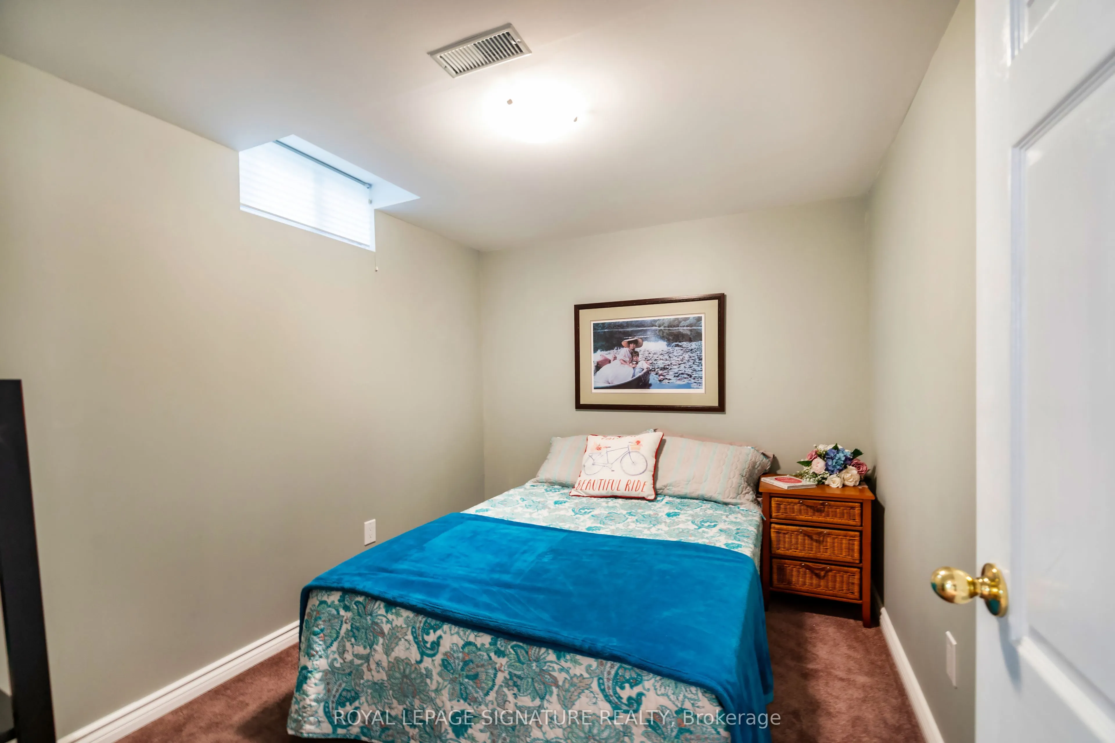27 Twelve Oaks Drive