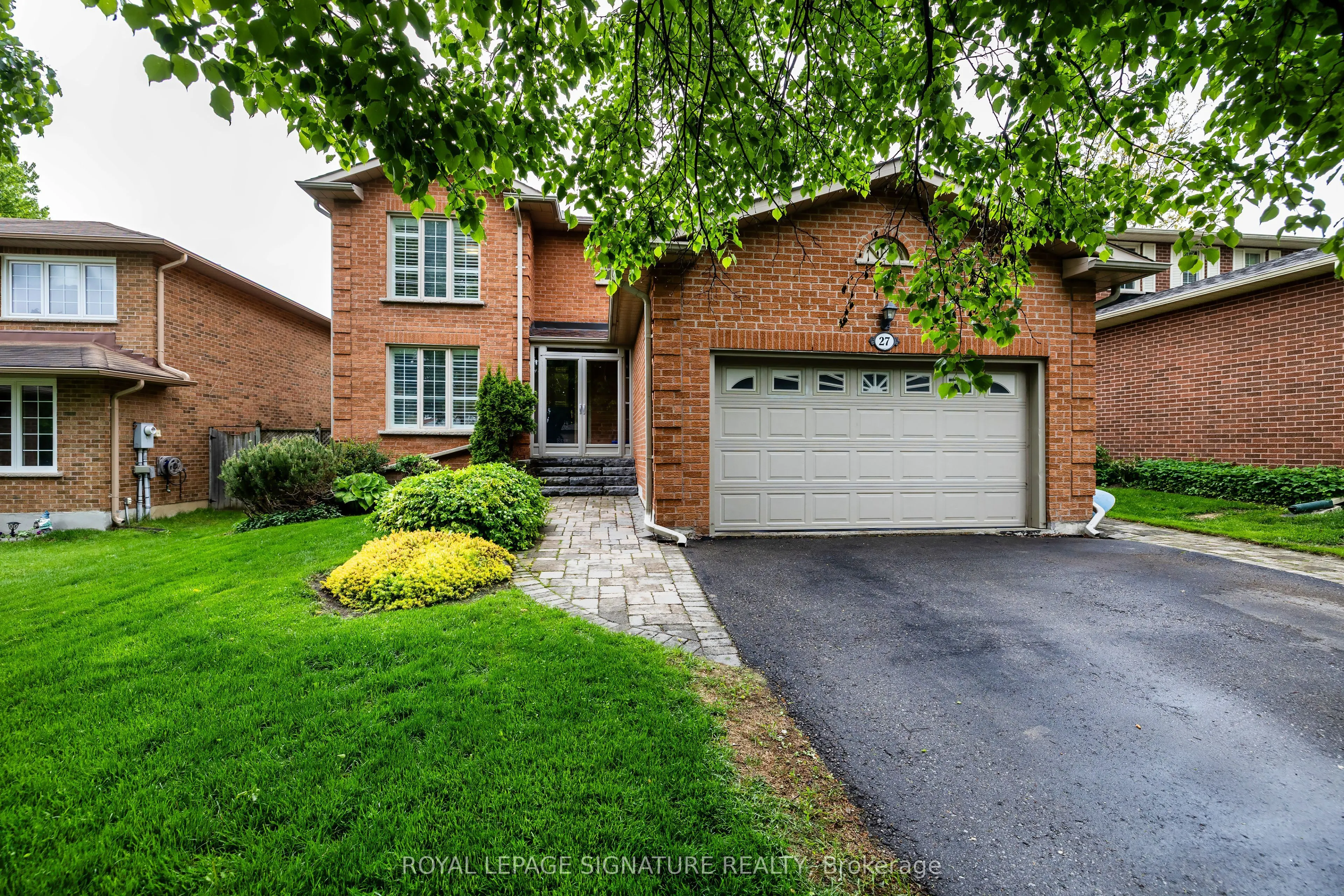 27 Twelve Oaks Drive