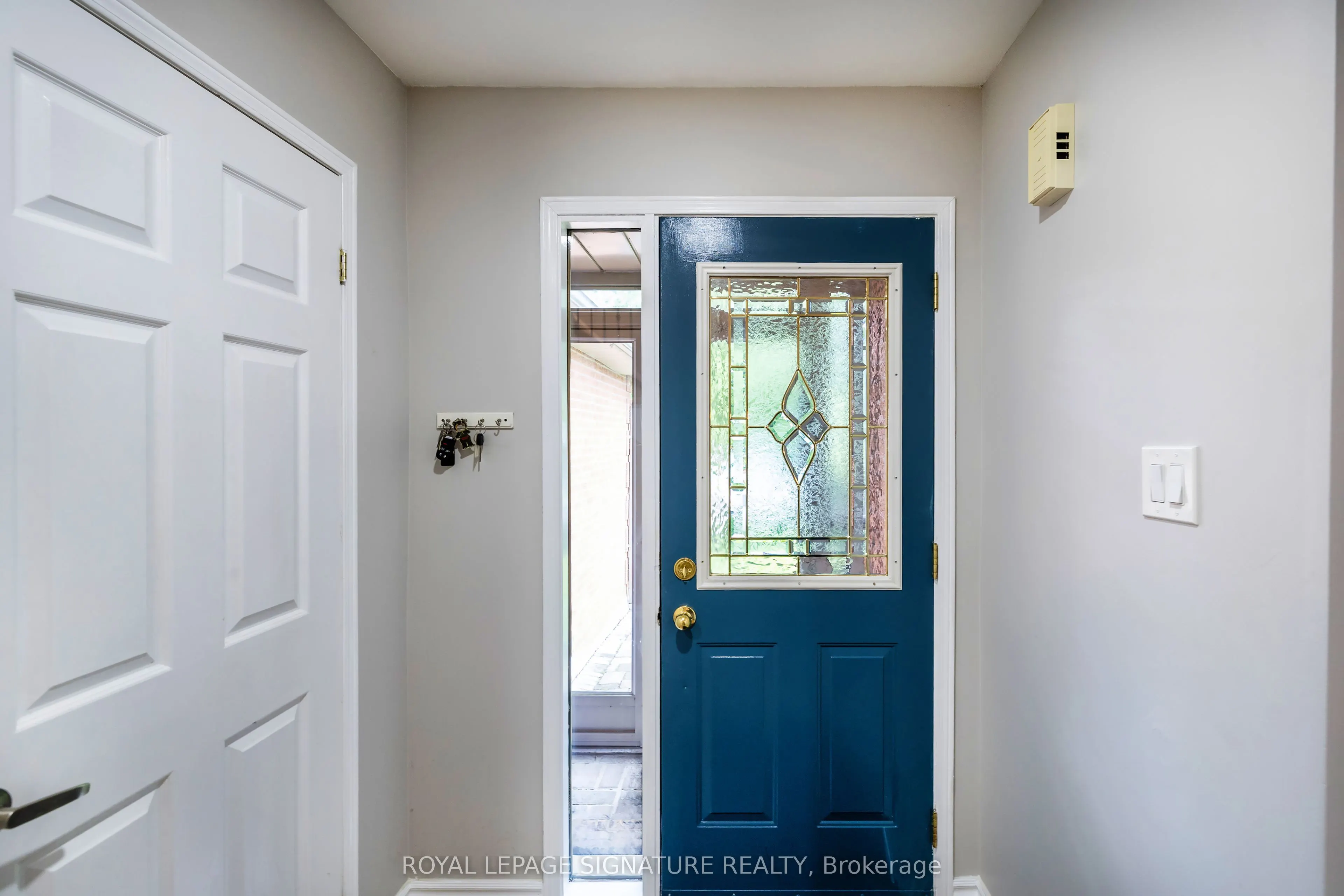 27 Twelve Oaks Drive