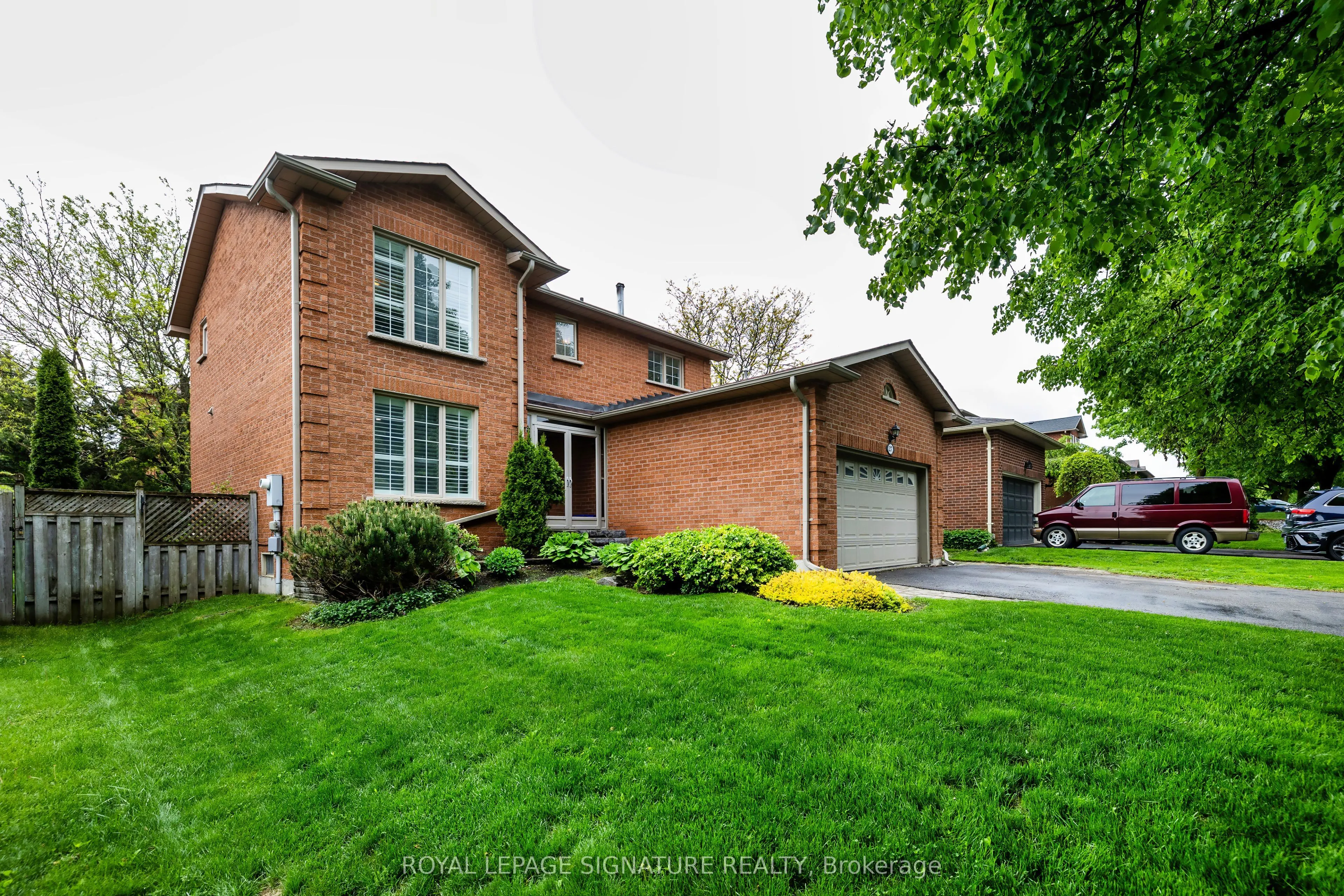27 Twelve Oaks Drive