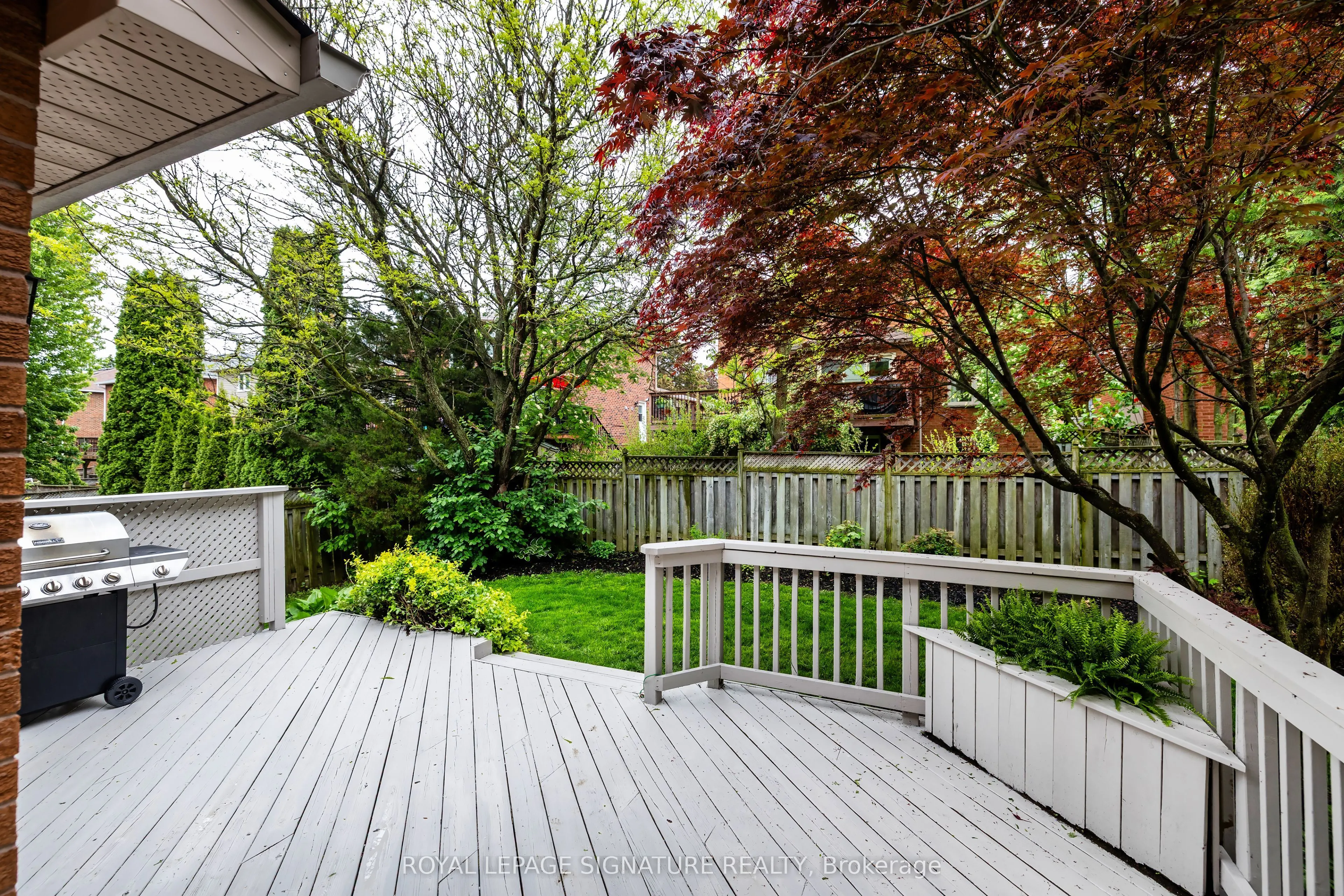 27 Twelve Oaks Drive