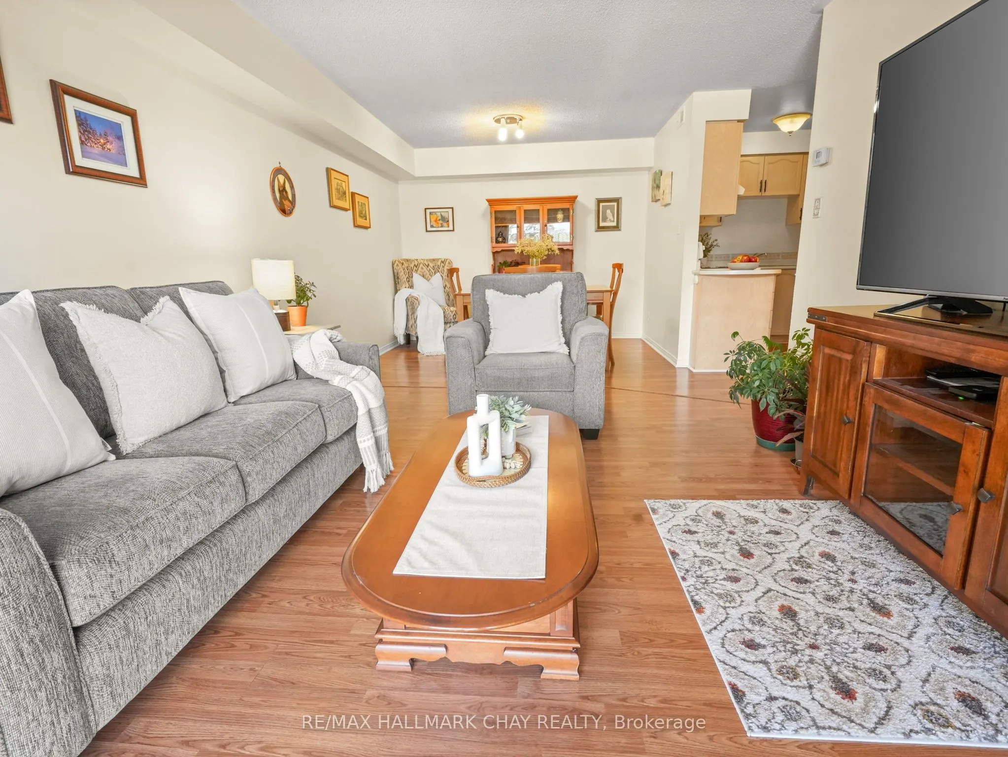 247 King Street N, #202