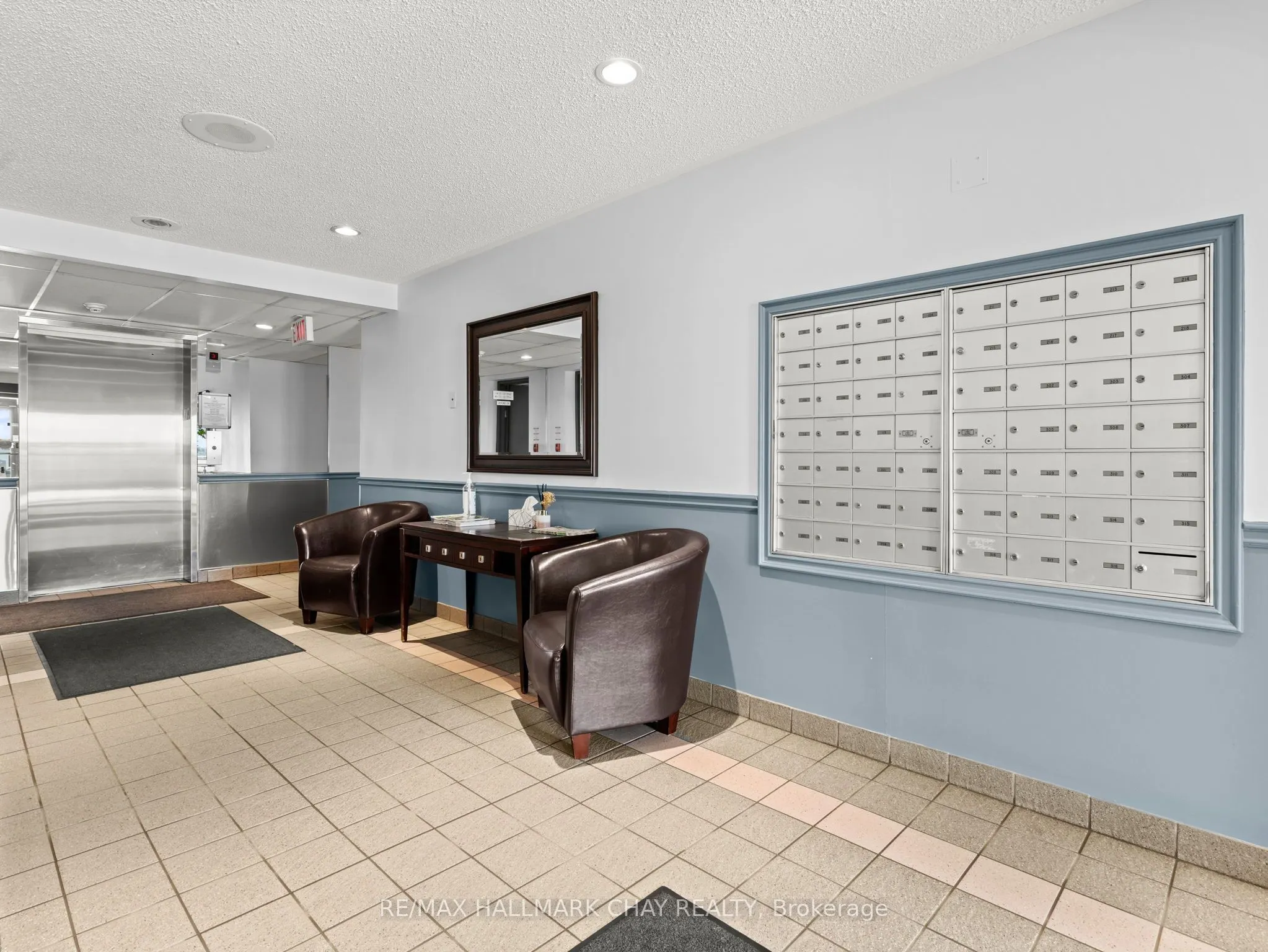 247 King Street N, #202
