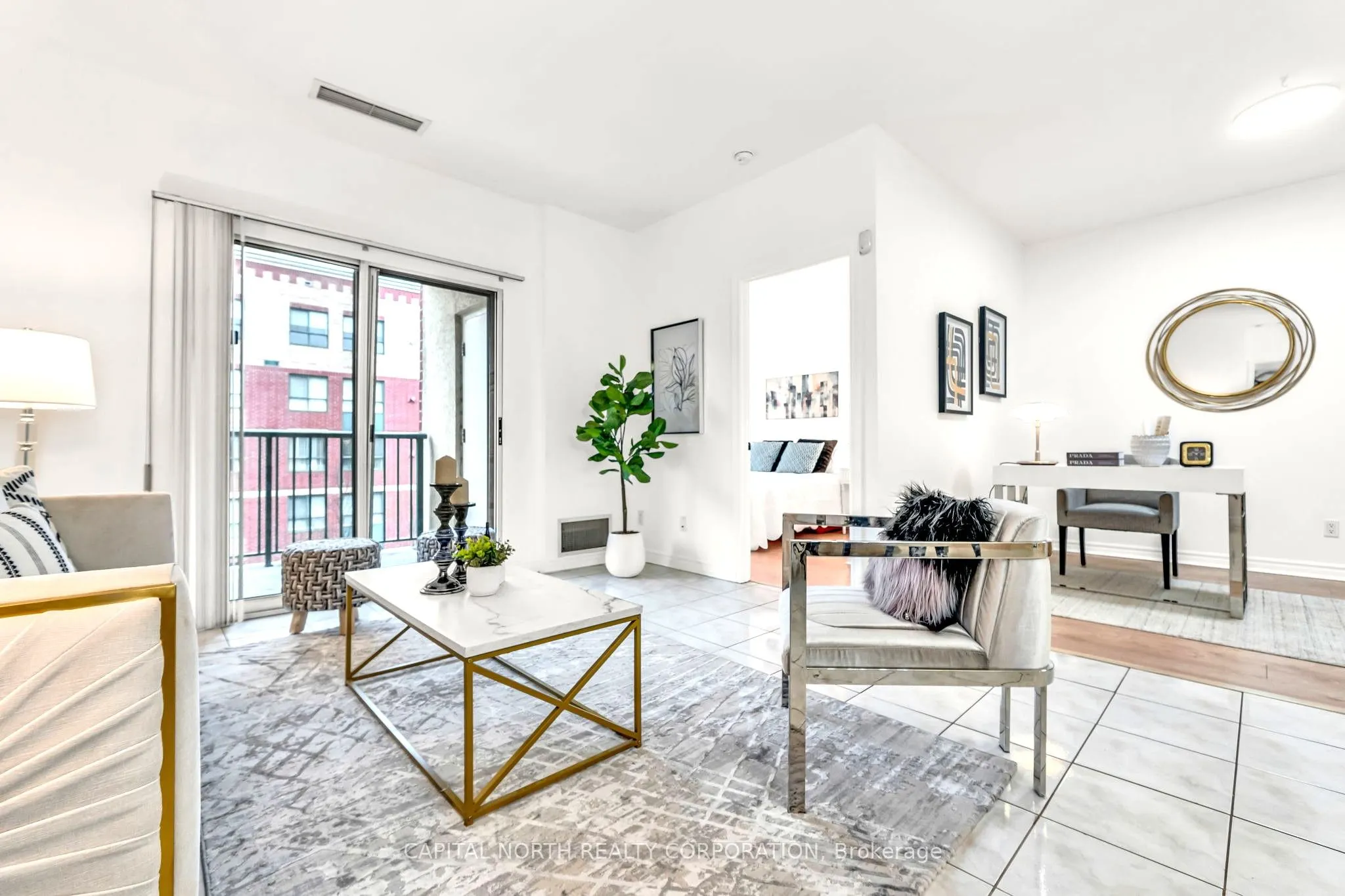 33 Wallace Street, #321