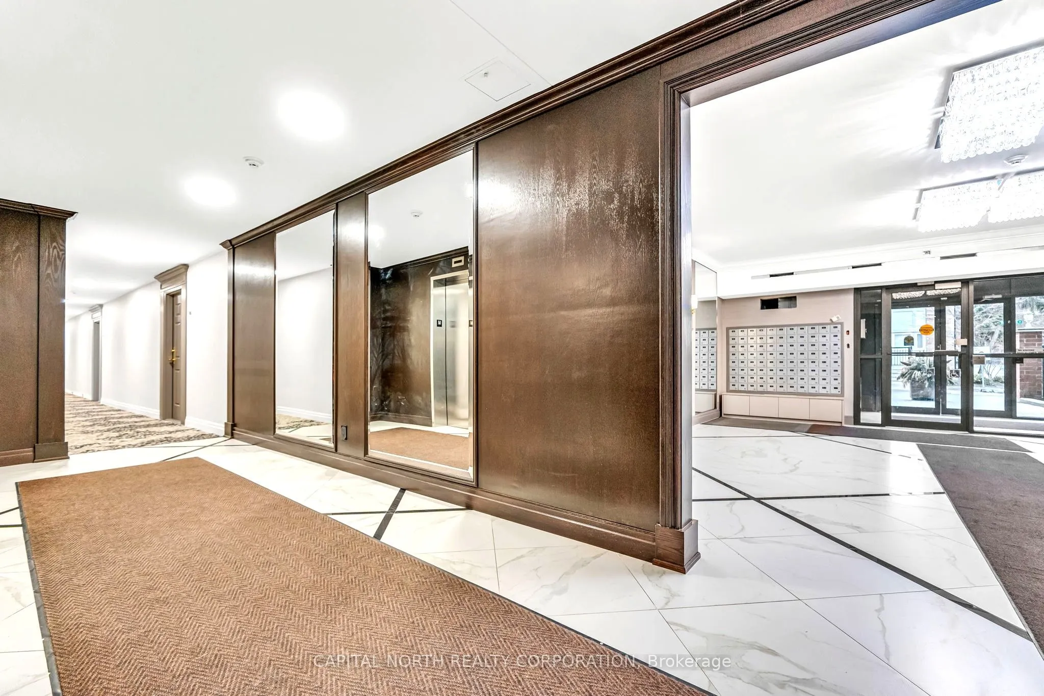 33 Wallace Street, #321