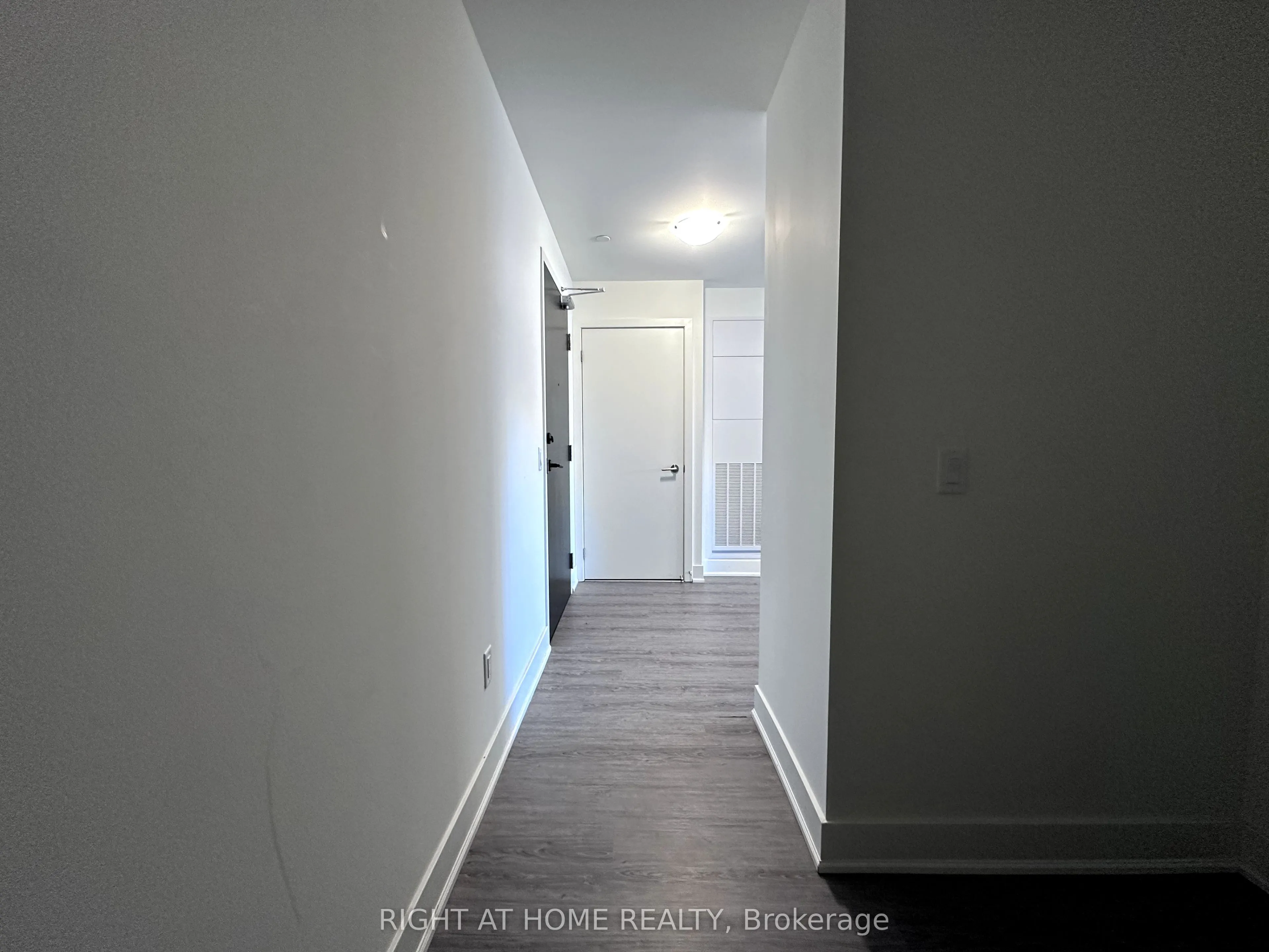 185 Deerfield Road, #015