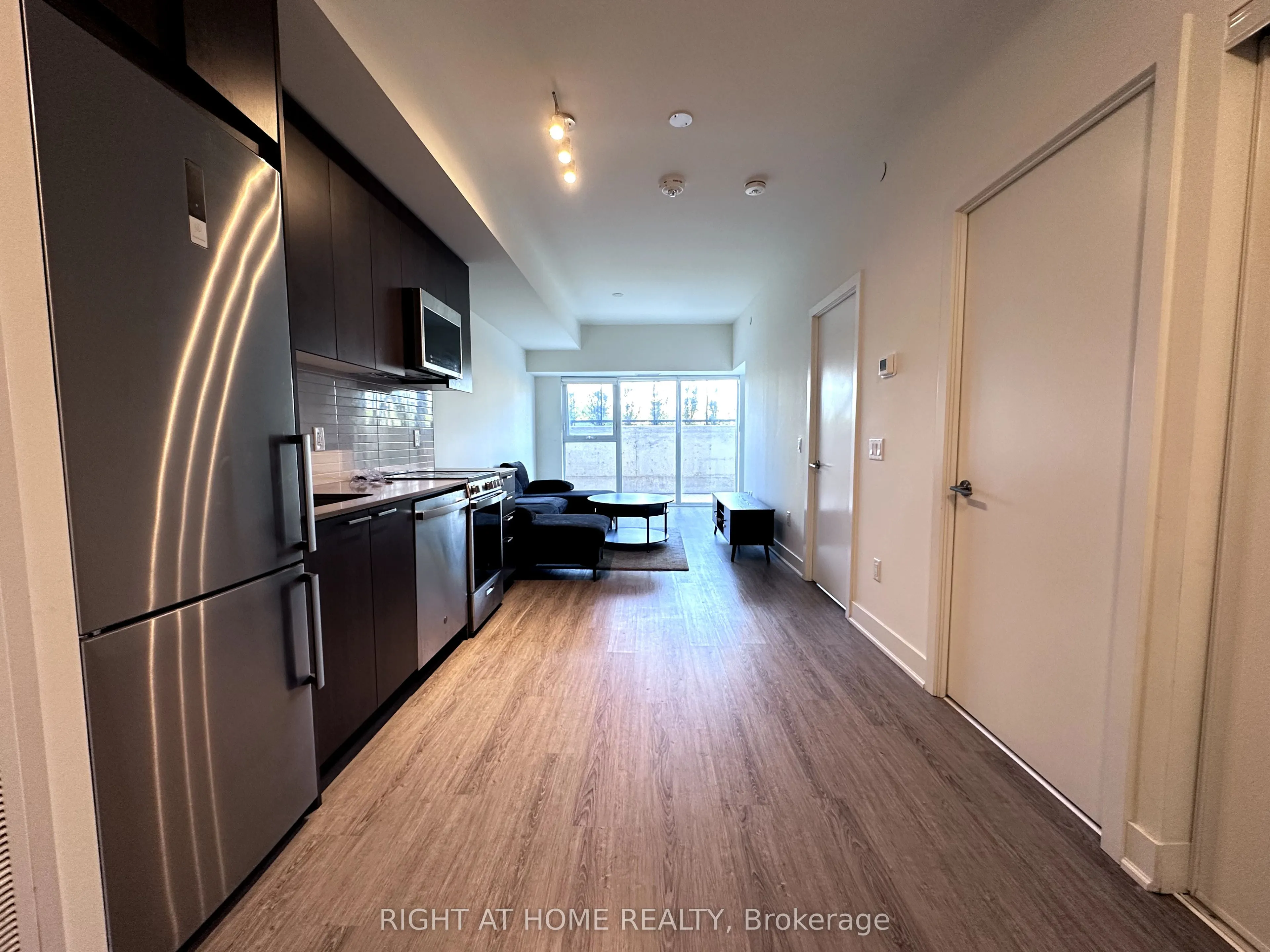 185 Deerfield Road, #015