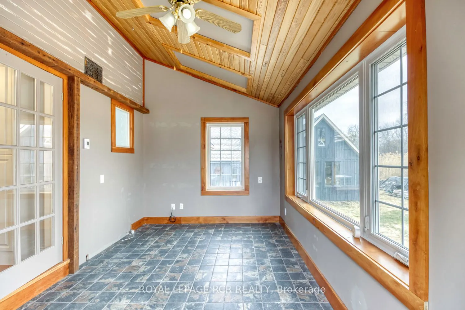 2163 Concession 8 Road