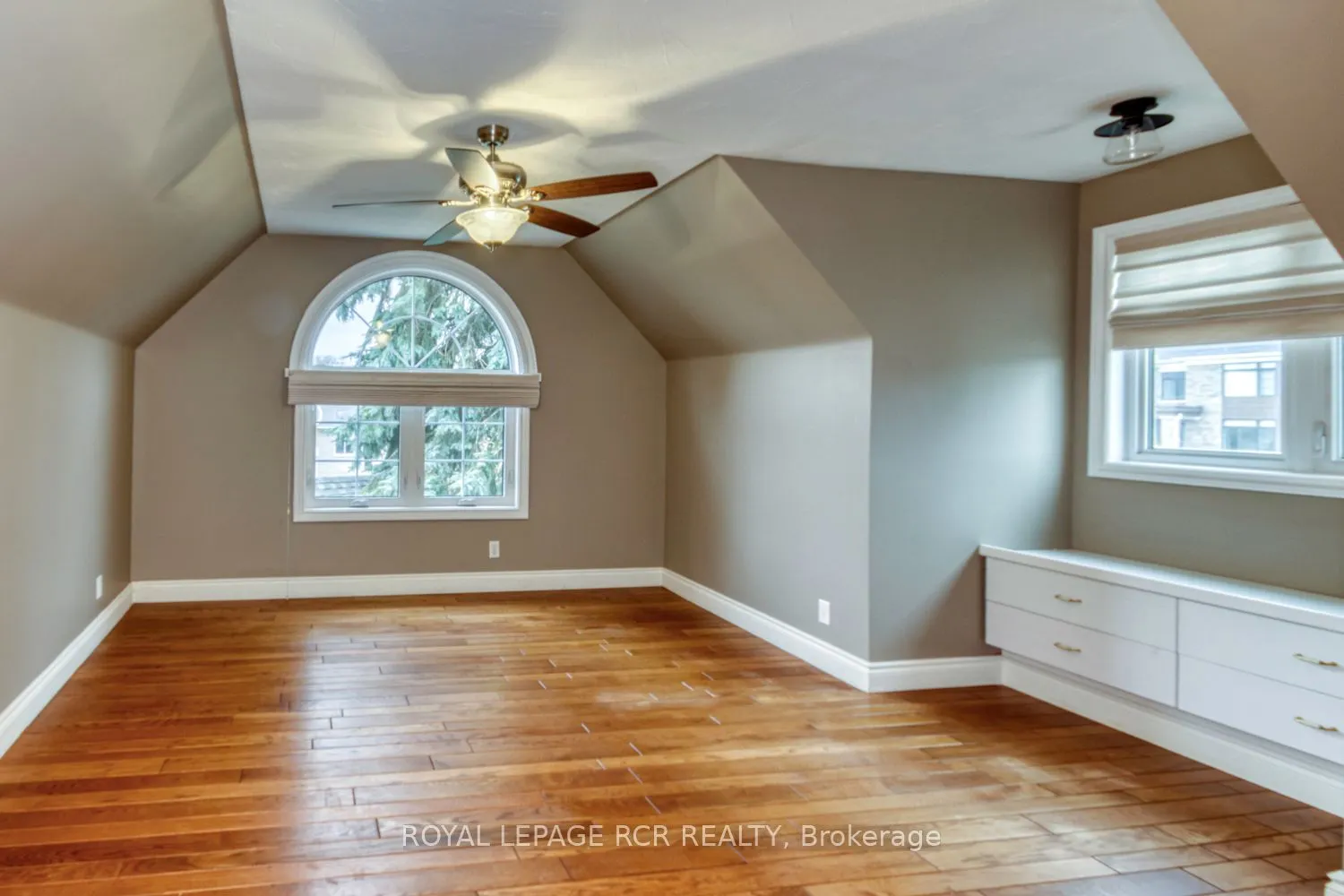 2163 Concession 8 Road