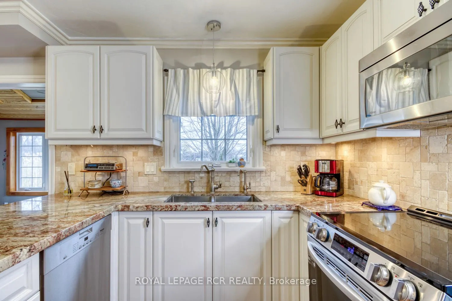2163 Concession 8 Road