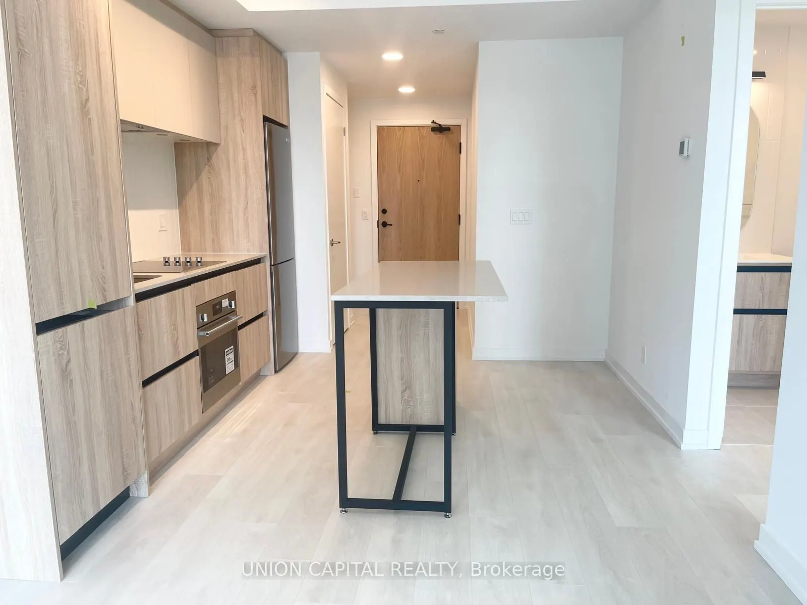 7950 Bathurst Street, #917