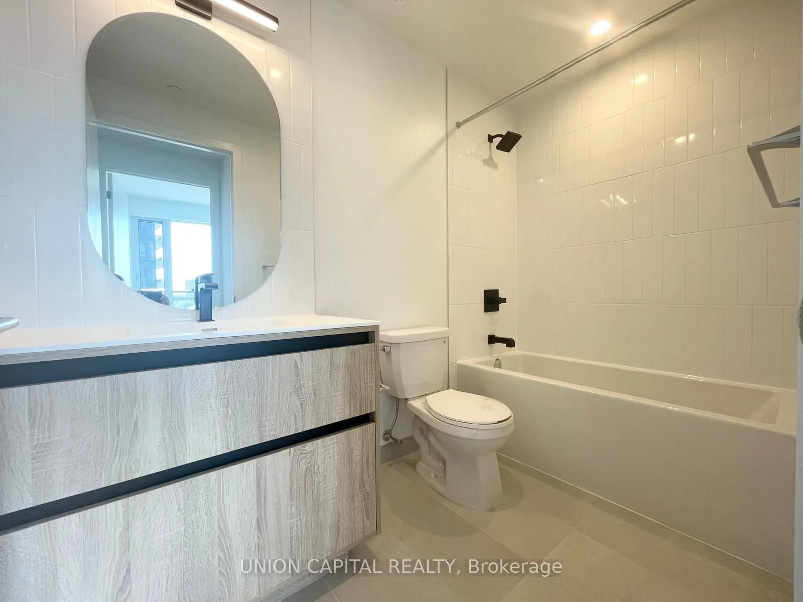 7950 Bathurst Street, #917