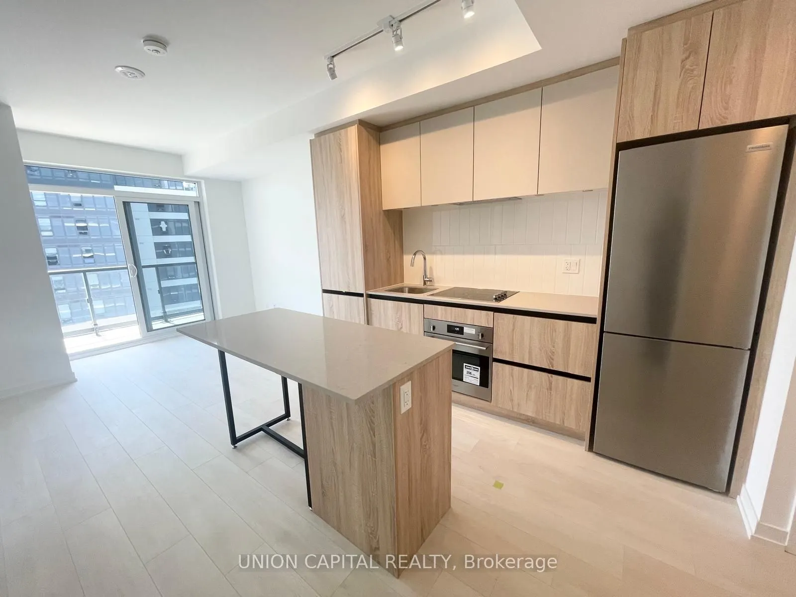 7950 Bathurst Street, #917