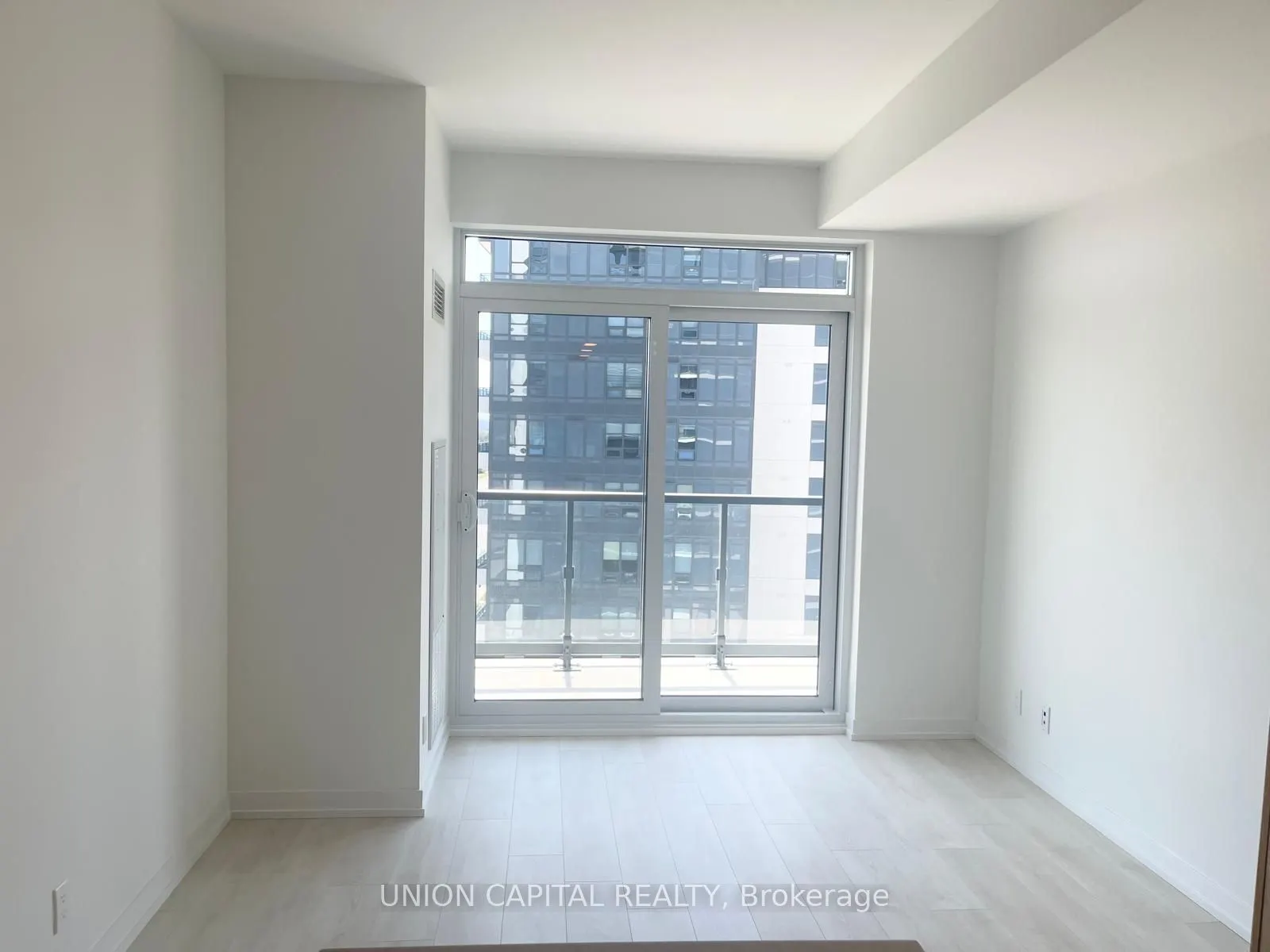 7950 Bathurst Street, #917