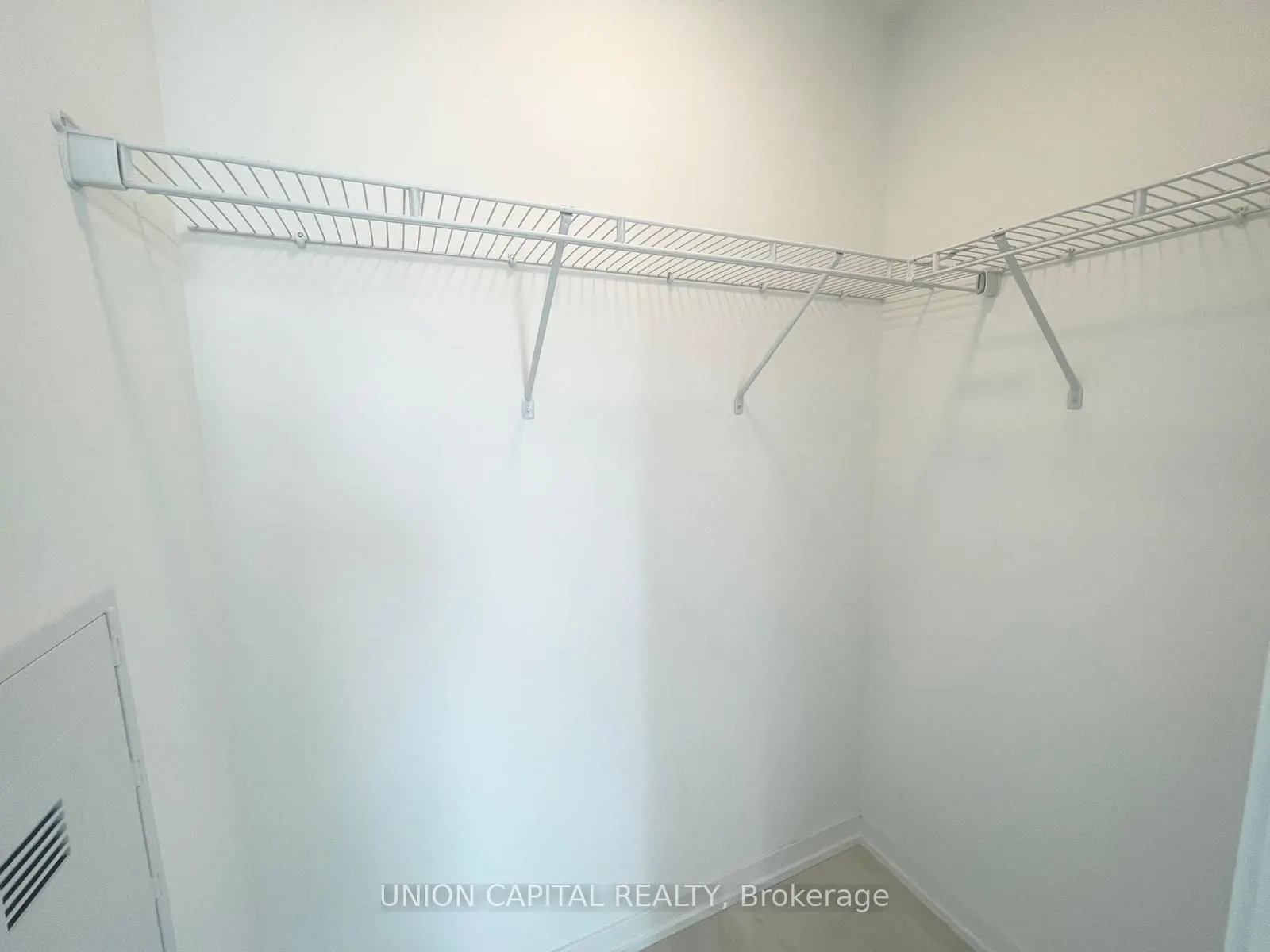 7950 Bathurst Street, #917