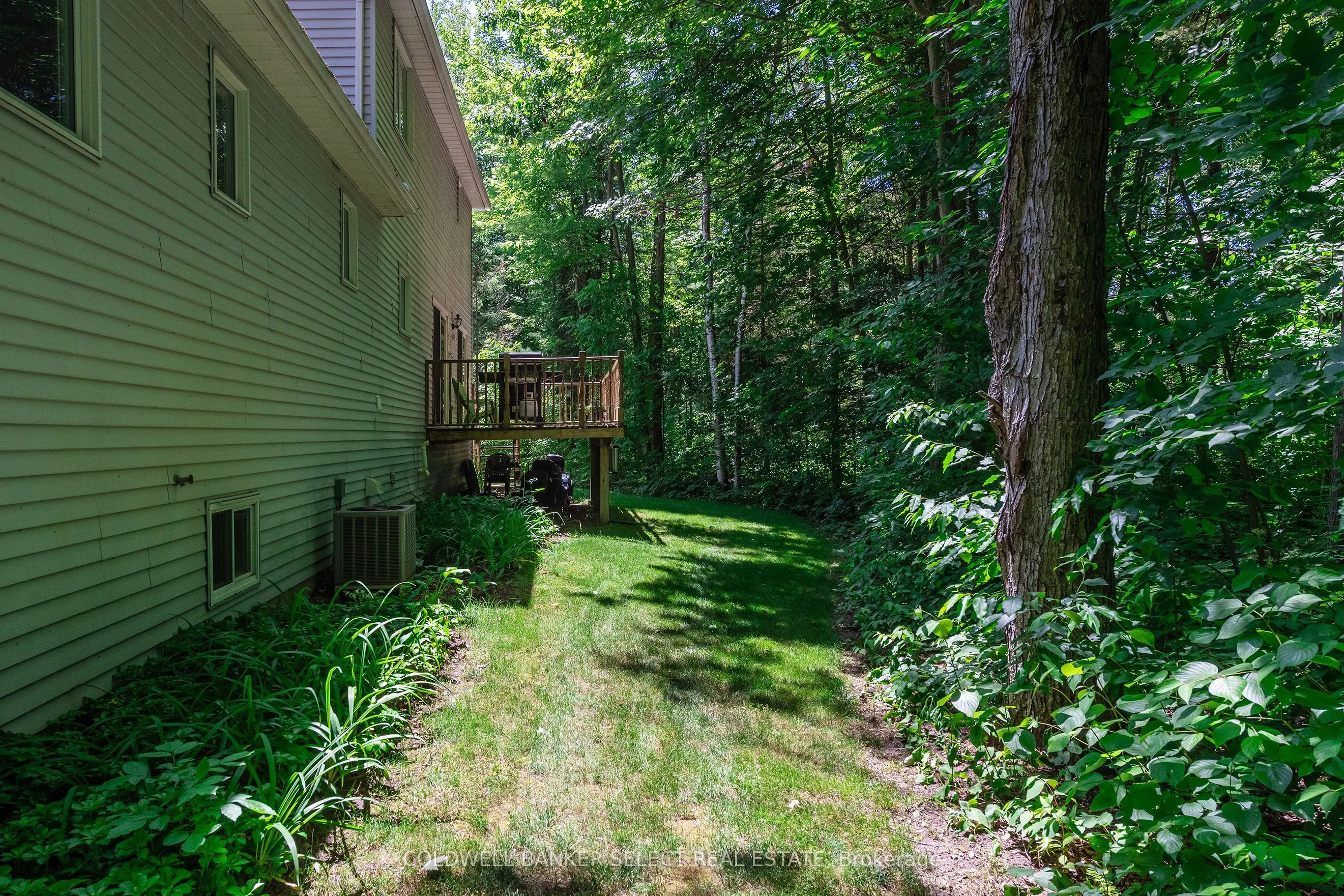 2 Trillium Trail