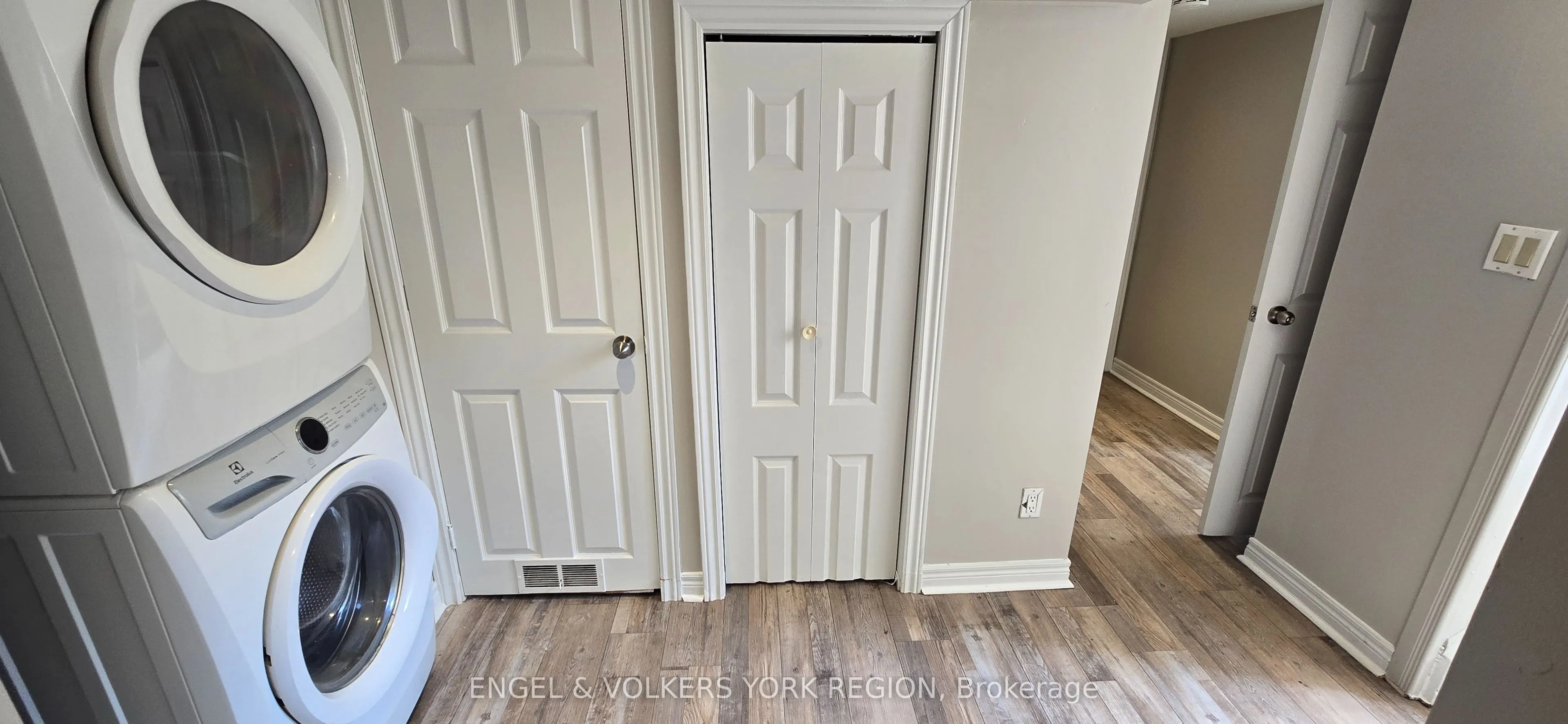 117 Septonne Ave Avenue, #B